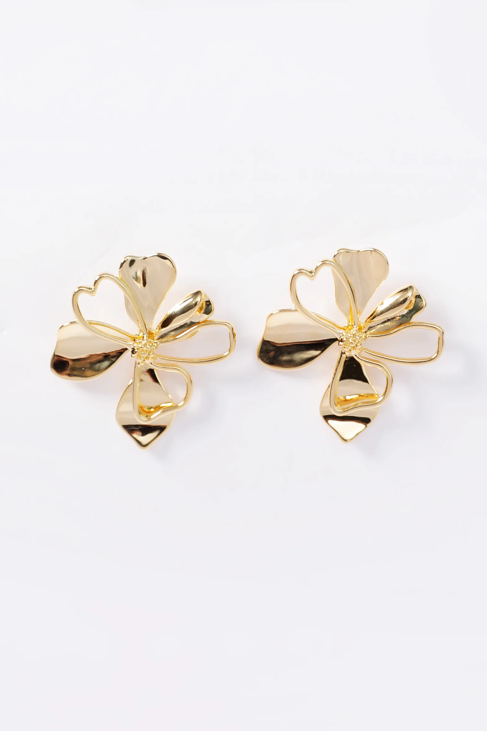 METAL FLOWER EARRINGS - Image 3
