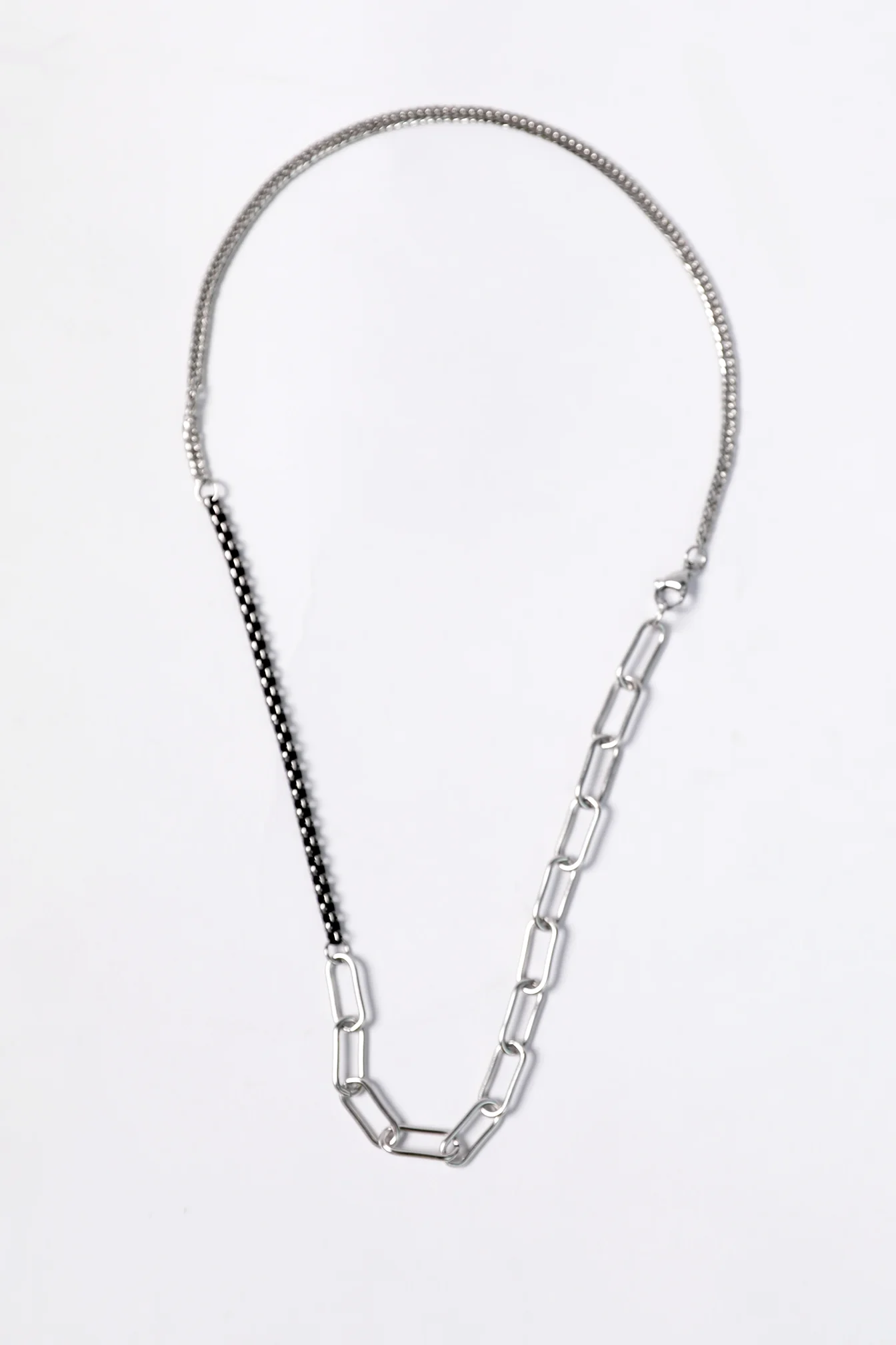 NECKLACE - Image 3