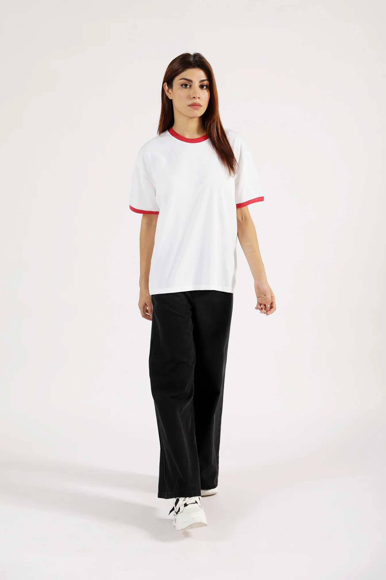 OVERSIZED CONTRAST TEE - Image 2
