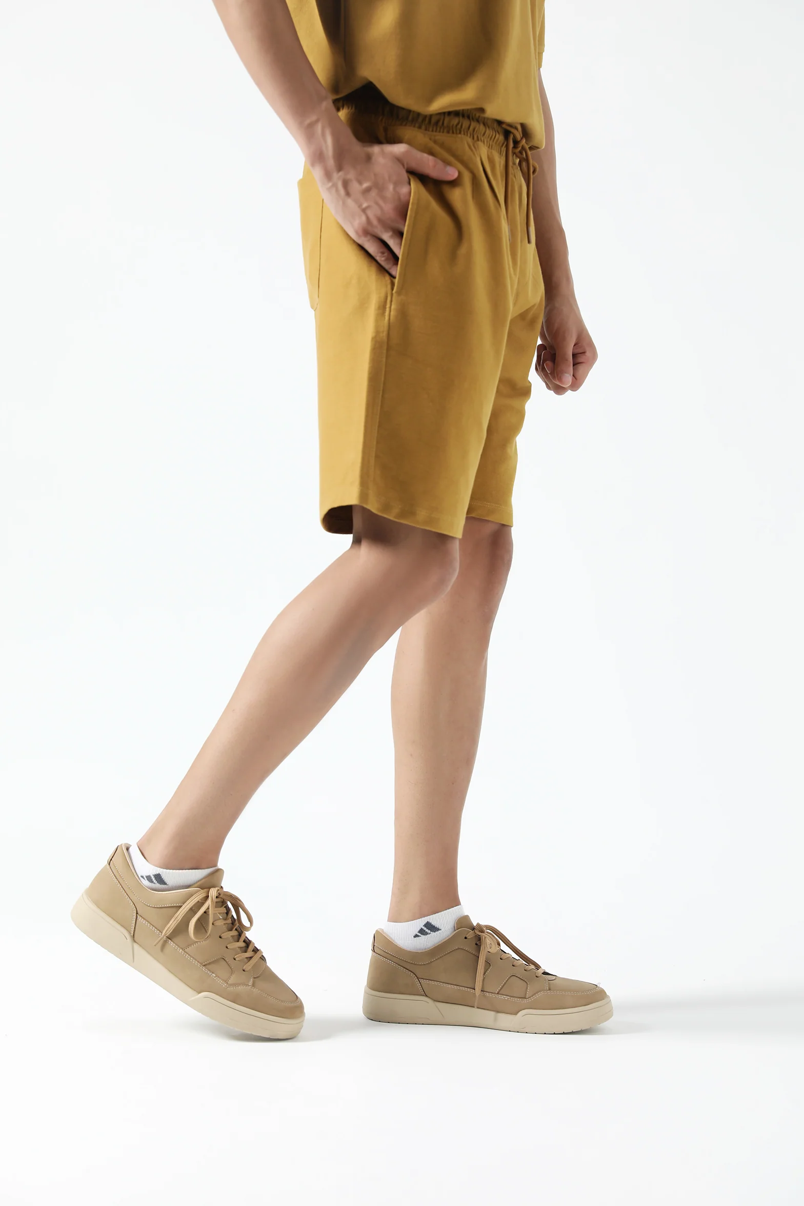 TEXTURED KNIT SHORT - Image 2