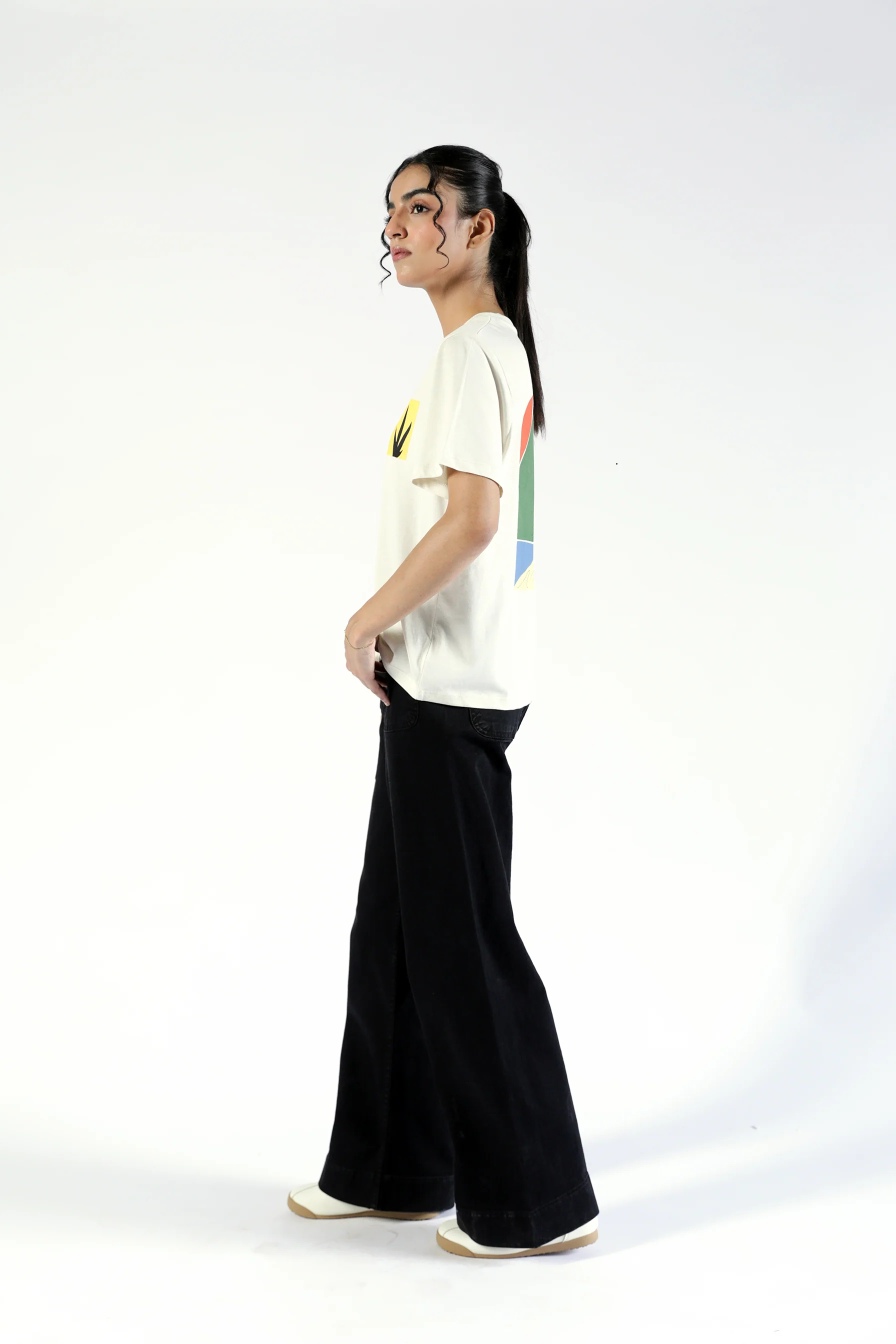 REGULAR FIT GRAPHIC TEE - Image 4