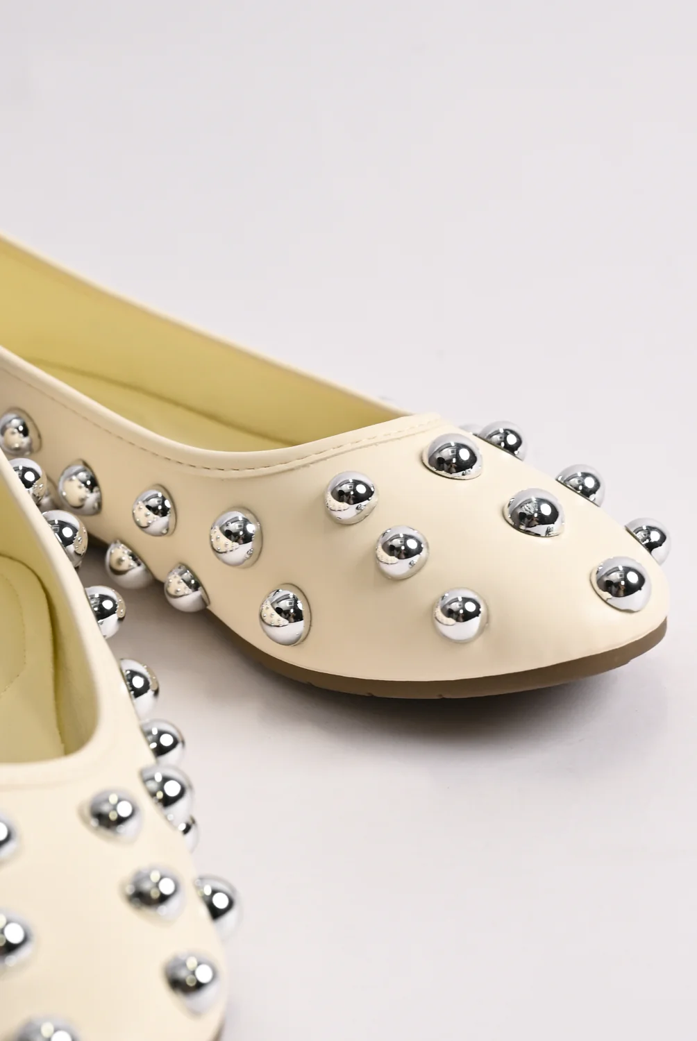BALLET FLATS WITH CHUNKY STUDS - Image 2
