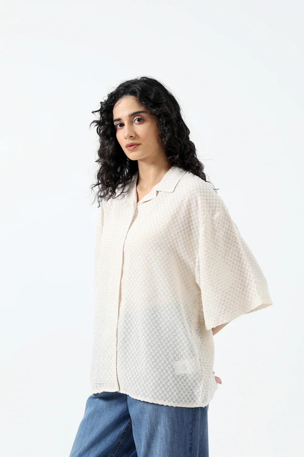 TEXTURED BUTTON DOWN SHIRT - Image 2