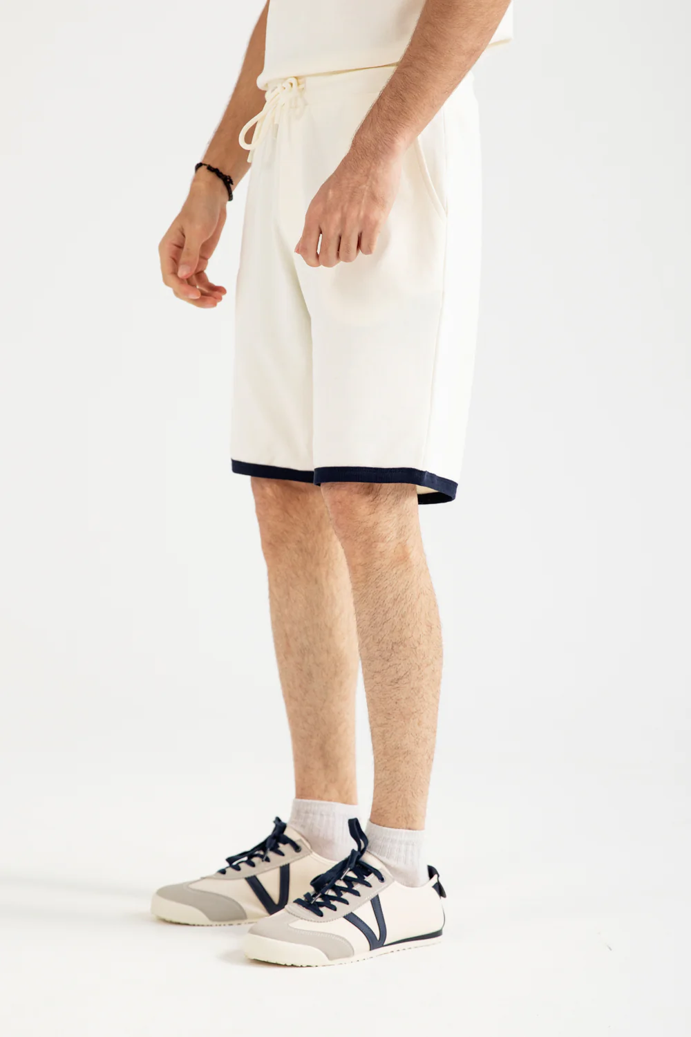 STRETCH TEXTURED KNIT SHORT - Image 3