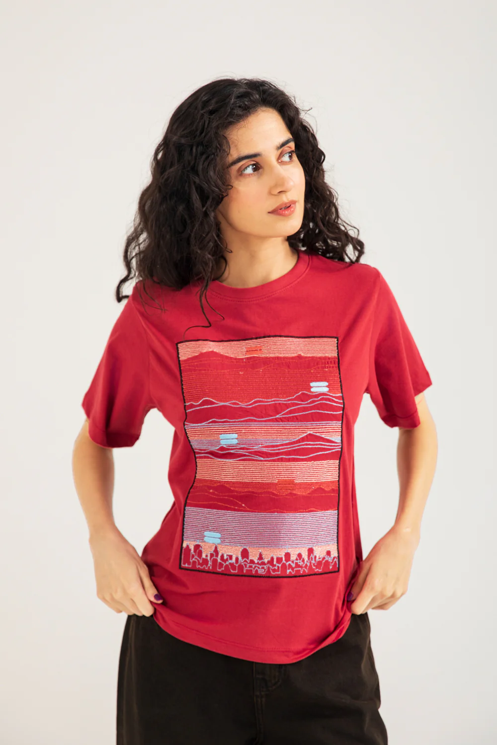 EMBROIDERED TEE - Image 2