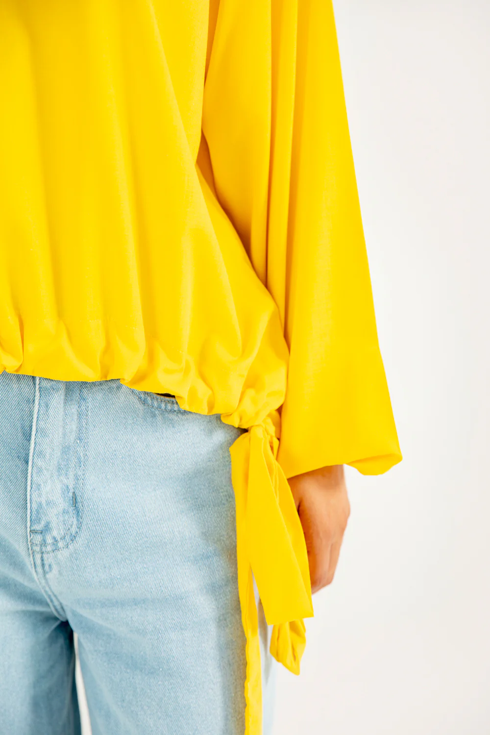 TOP WITH HEM DETAIL - Image 3
