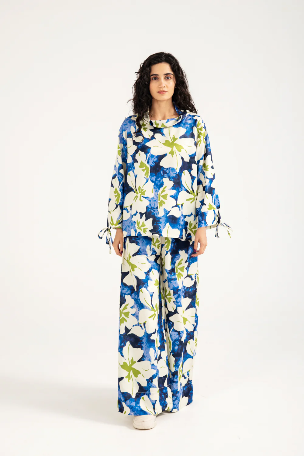 PRINTED TOP WITH NECK DETAIL - Image 6