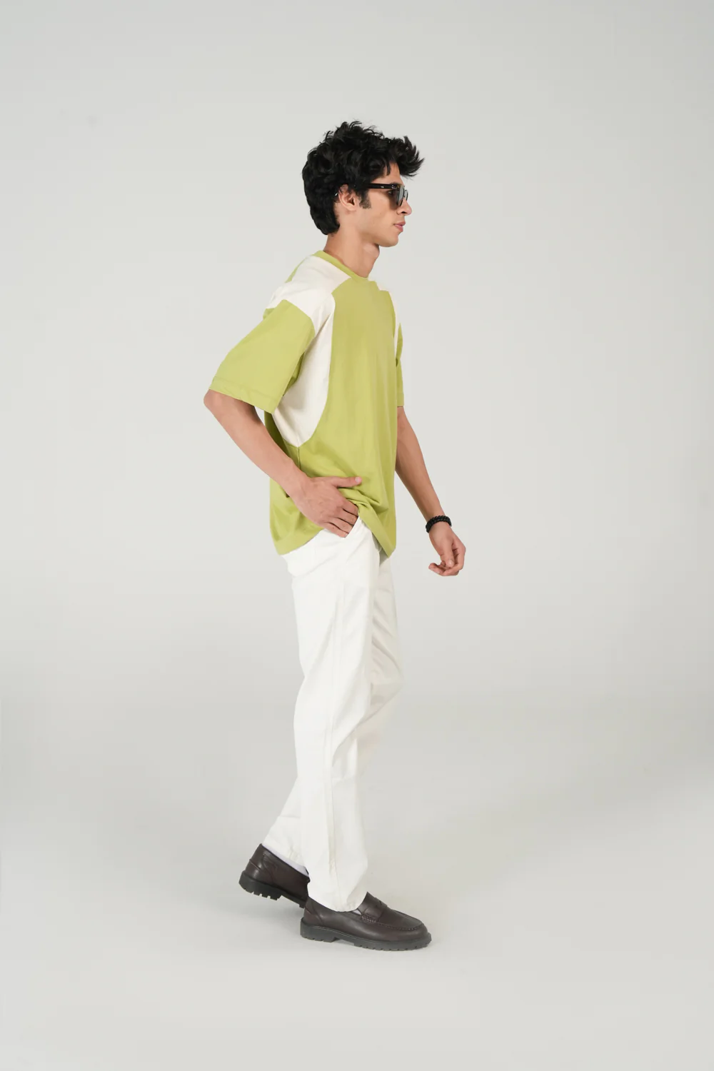 BAGGY FIT CONTRAST PANEL TEE - Image 2
