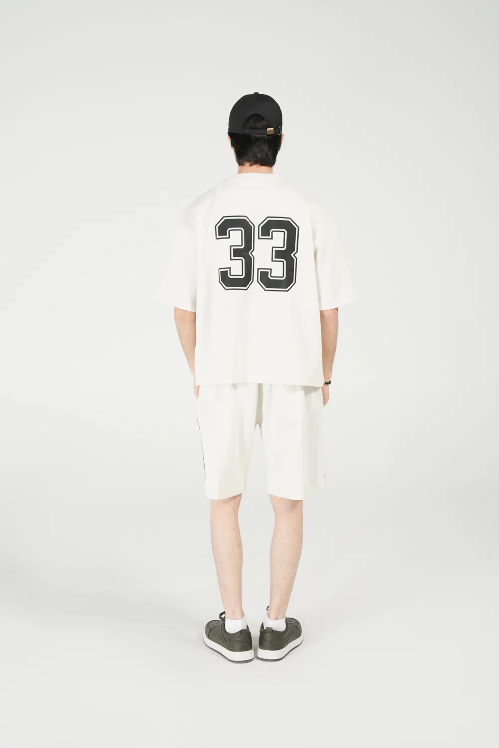 TEXTURED BOXY FIT GRAPHIC TEE - Image 3