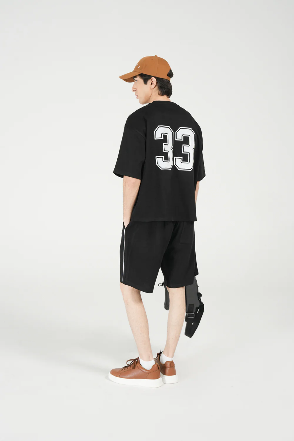 TEXTURED BOXY FIT GRAPHIC TEE - Image 4