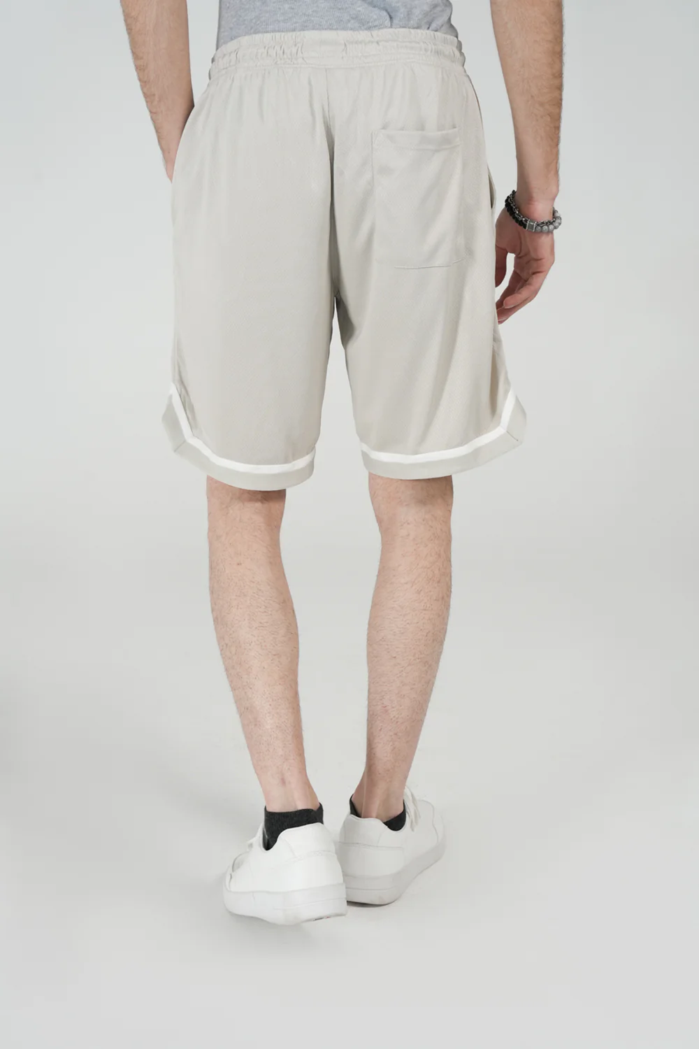 BAGGY FIT MESH SHORT - Image 3