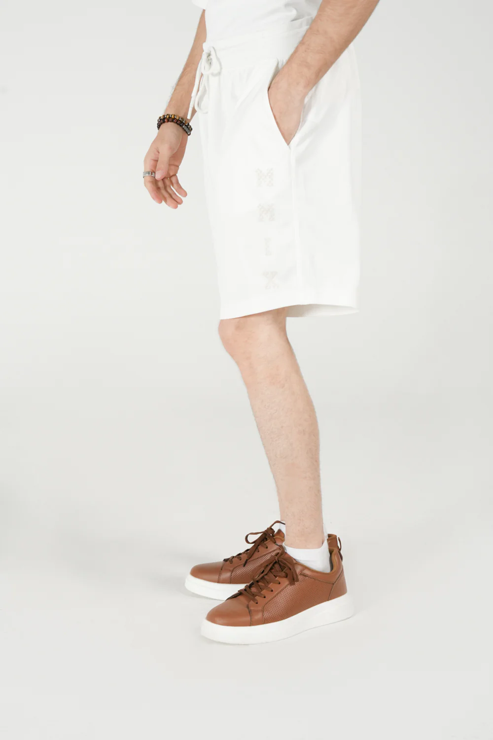 BAGGY FIT MESH SHORT - Image 2