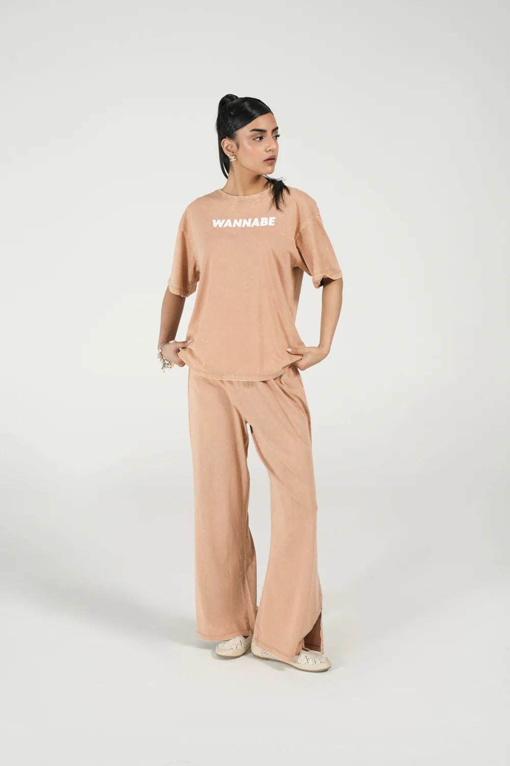 ACID WASH OVERSIZED TEE - Image 2