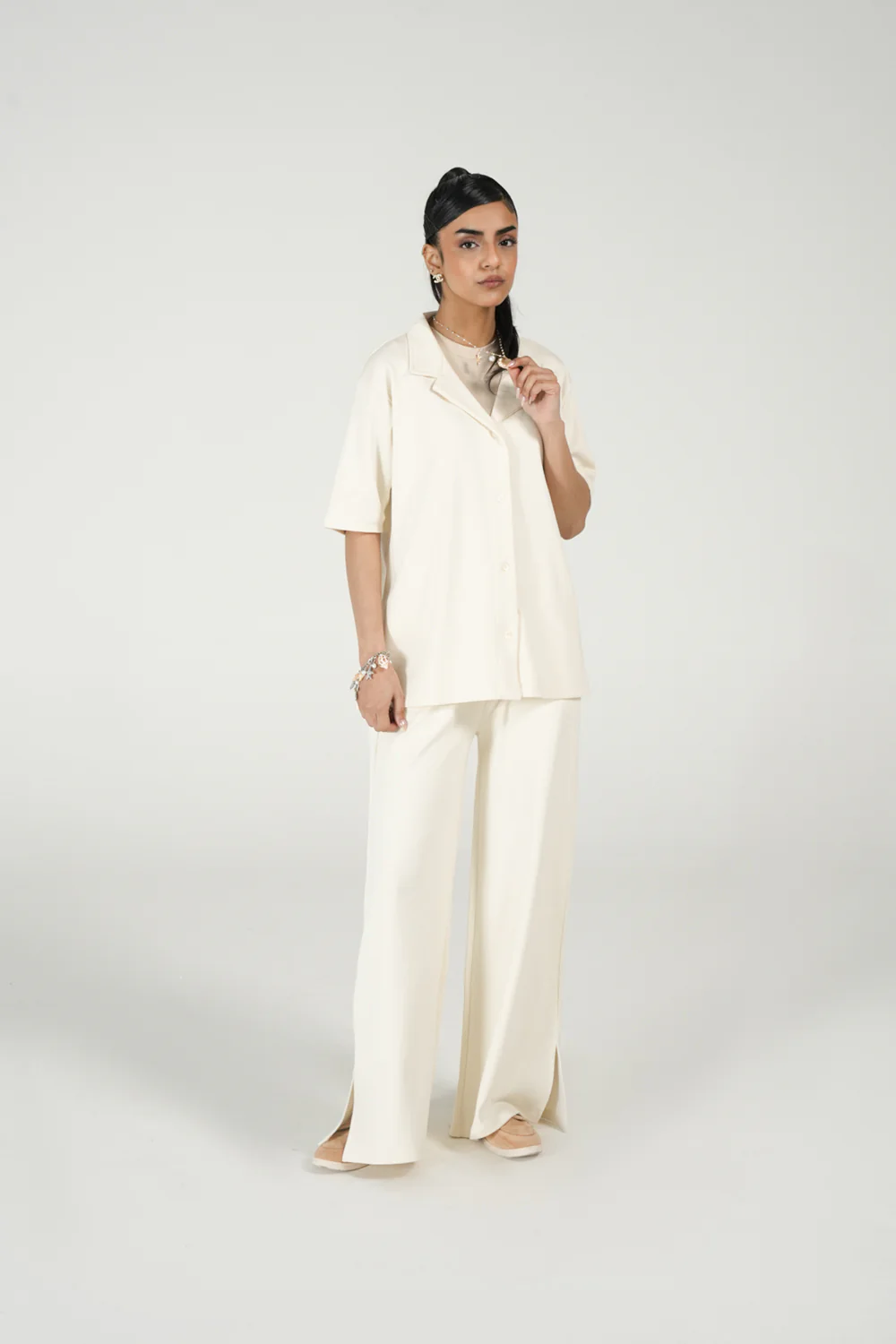 OVERSIZED BUTTON DOWN TEE - Image 3
