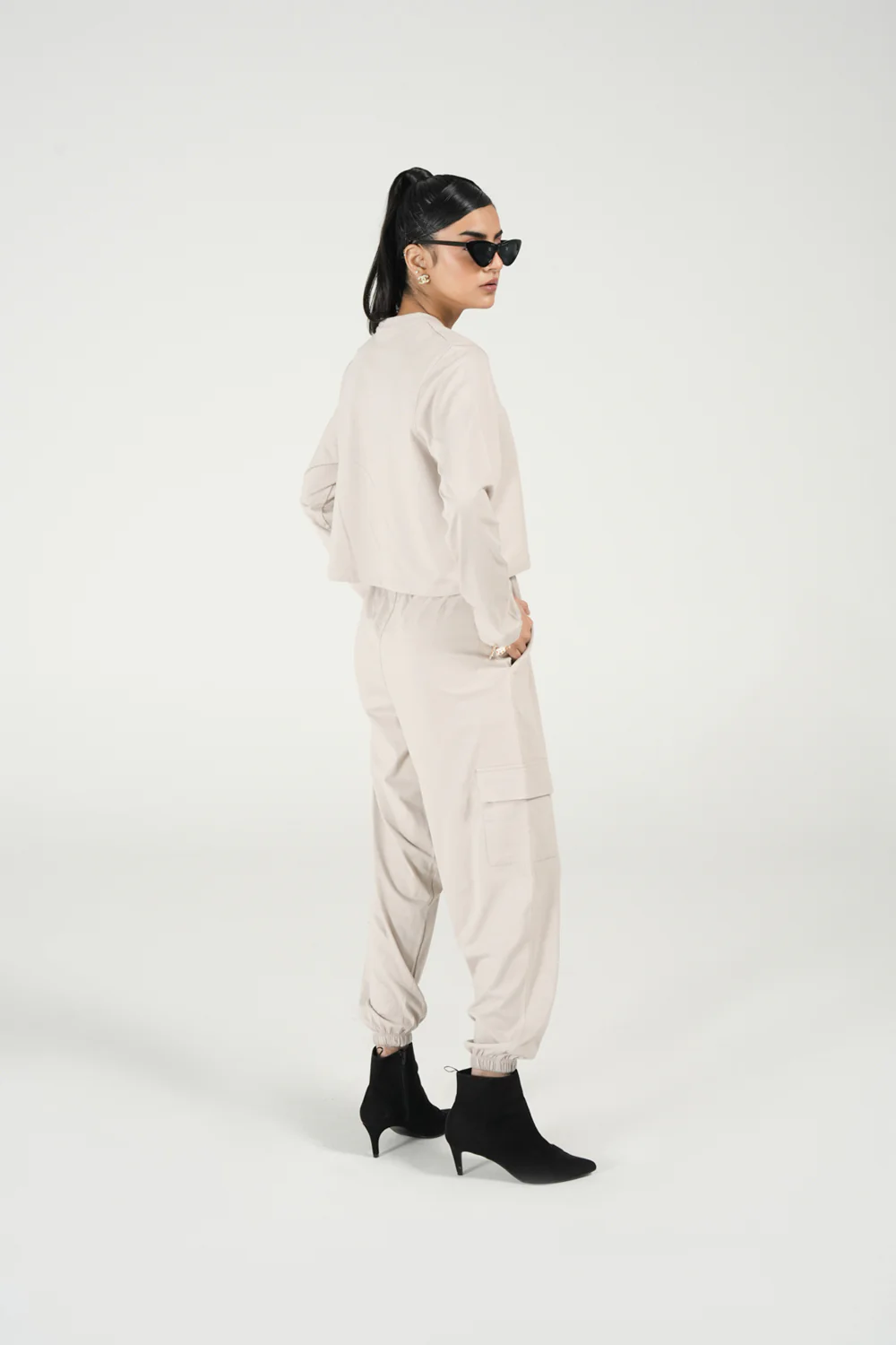 CROPPED FULL SLEEVE T-SHIRT - Image 4
