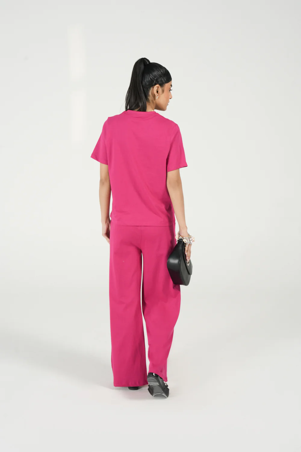 BASIC REGULAR TEE - Image 3