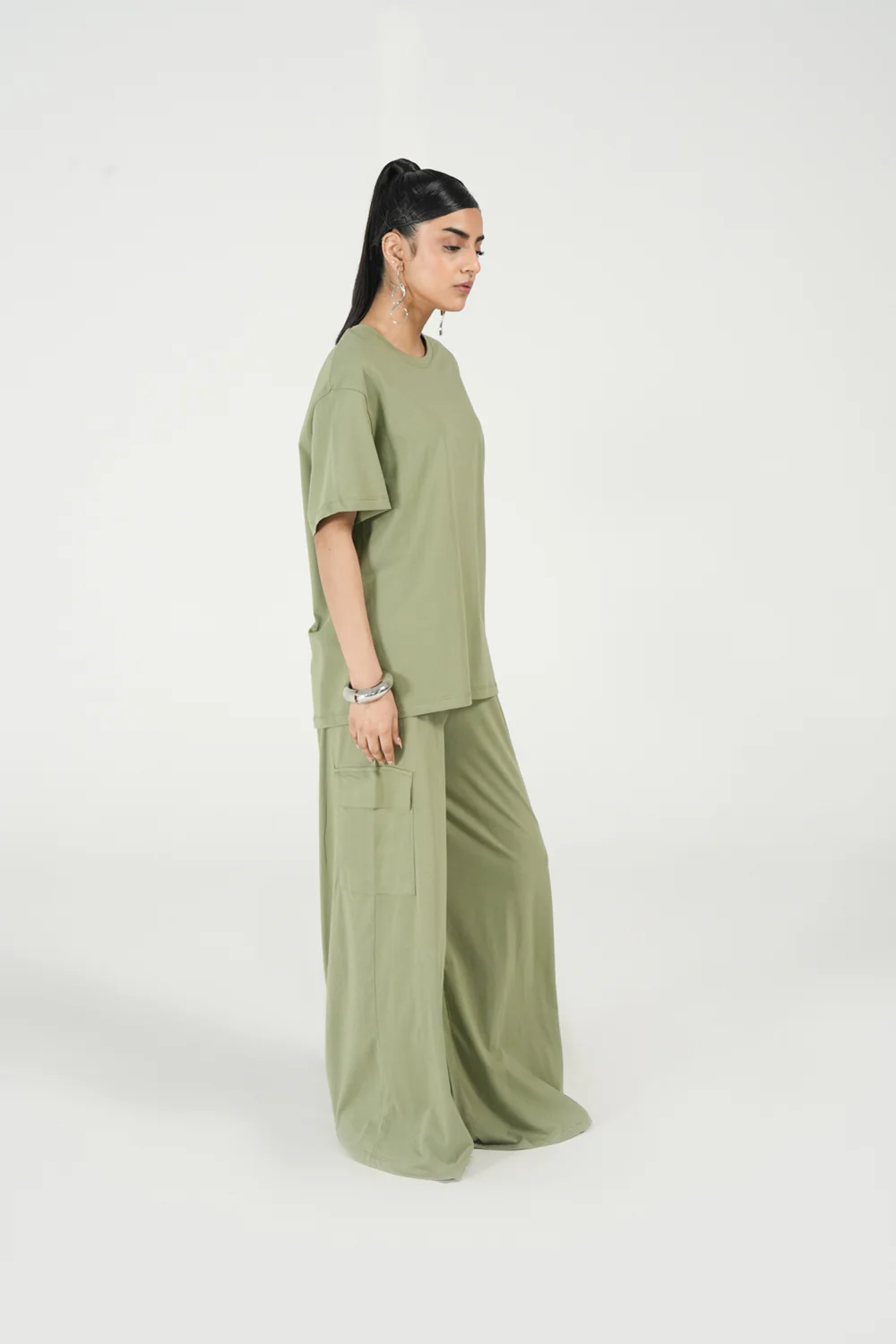 BASIC OVERSIZED TEE - Image 2