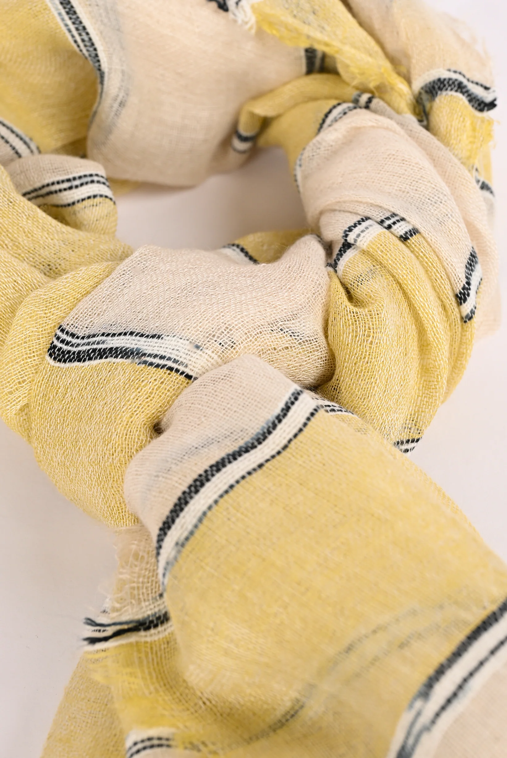 TEXTURED SCARF - Image 2