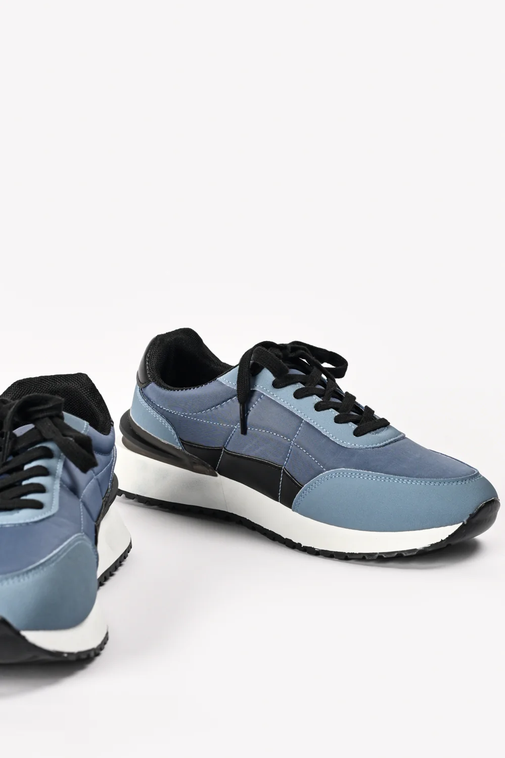 CASUAL TRAINERS - Image 4