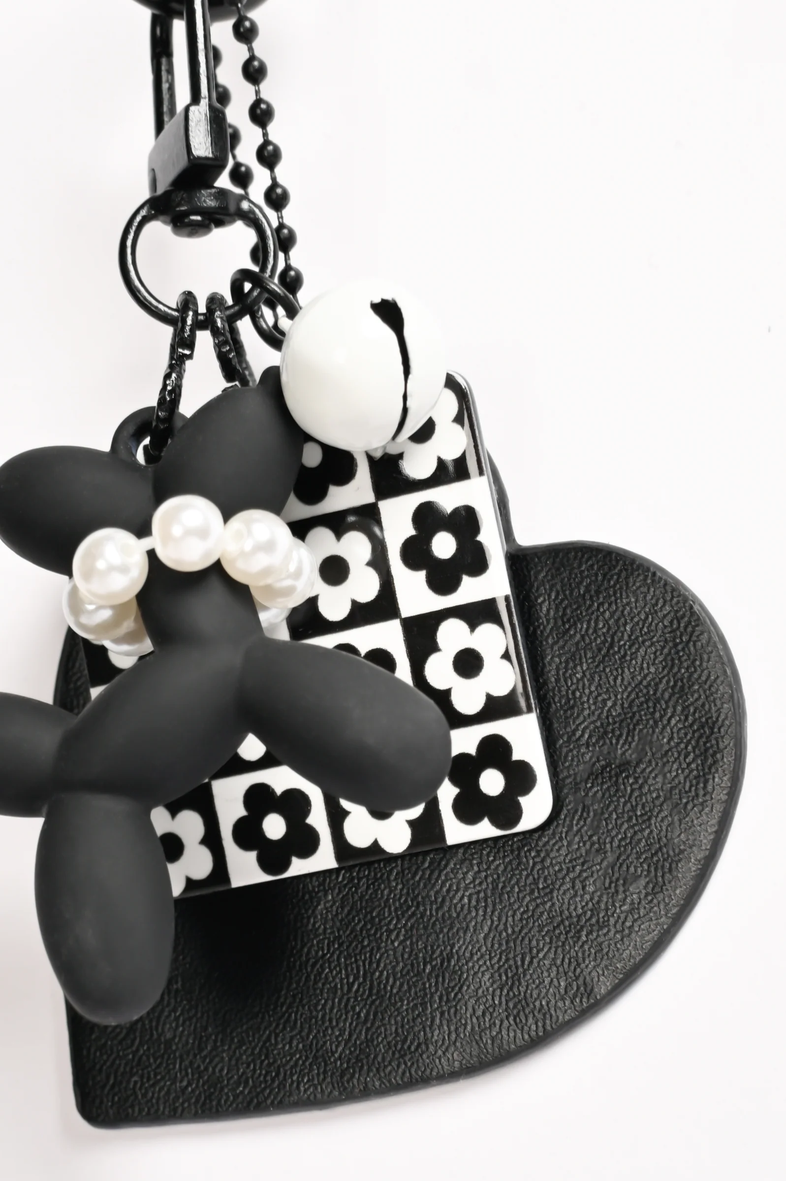 BALLOON DOG CHARM - Image 3