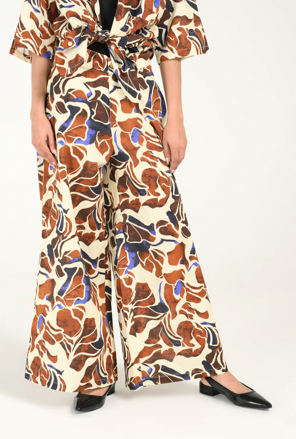 PRINTED MEGA WIDE TROUSERS - Image 2