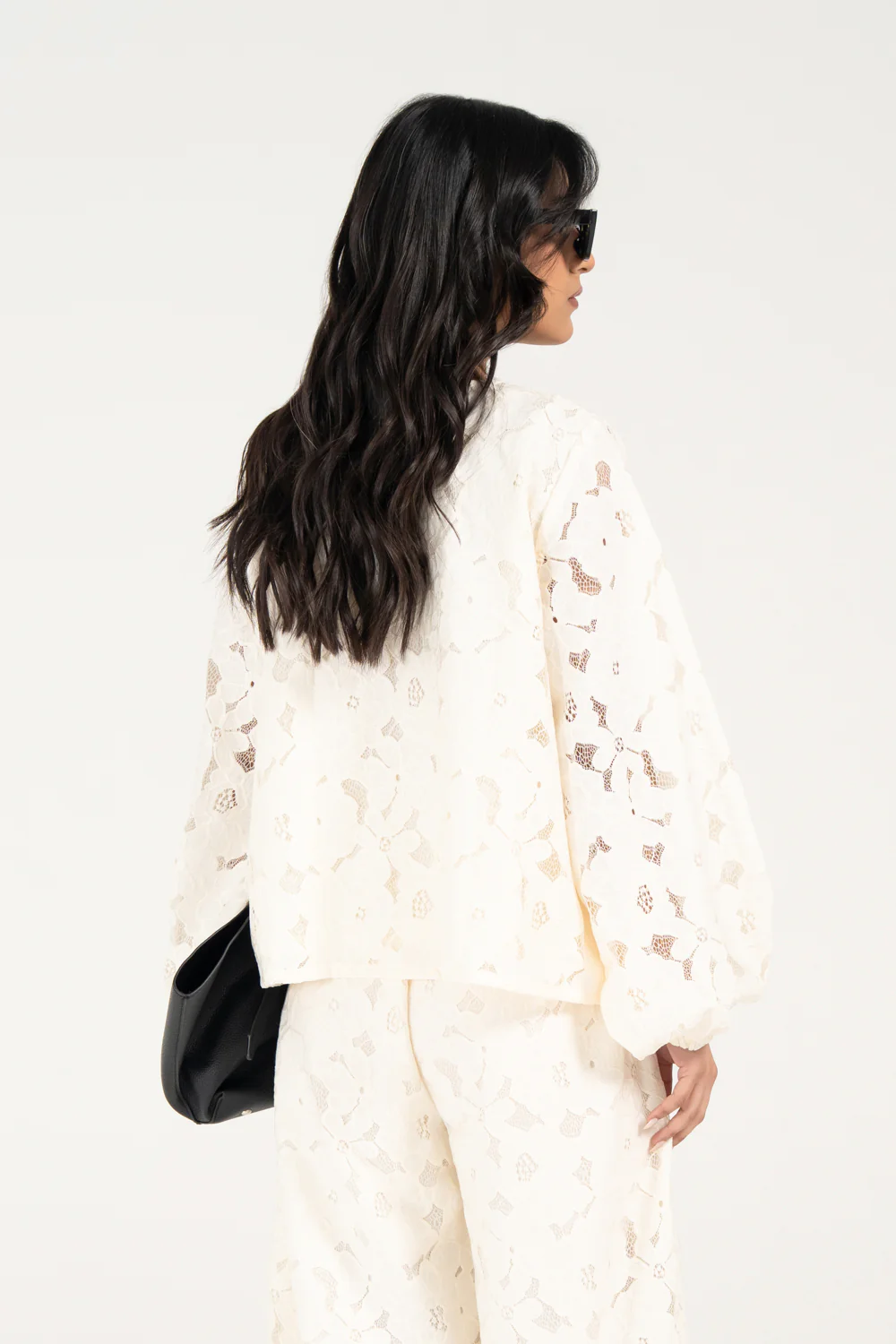 LACE EMBROIDERED TOP - Image 3