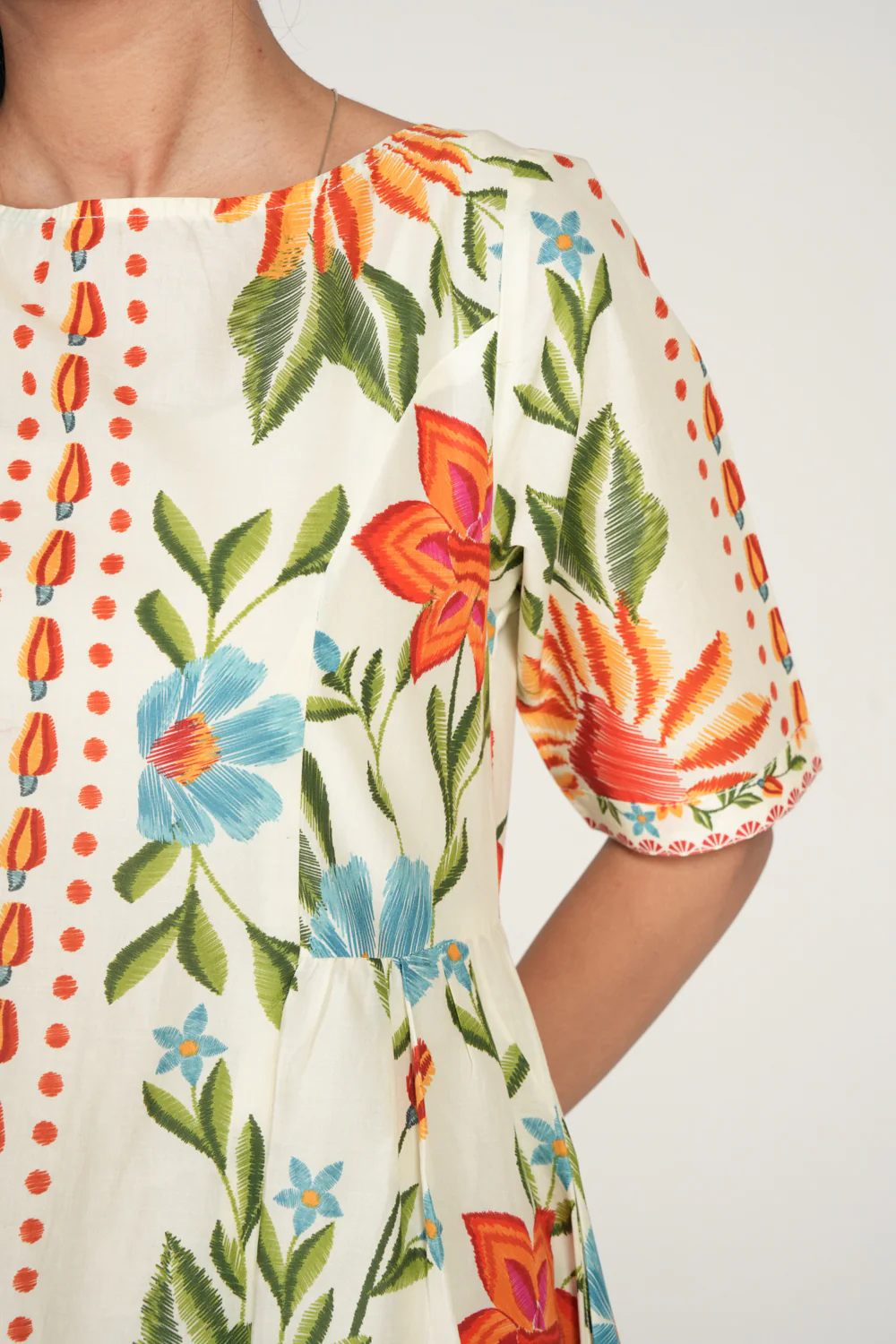 PRINTED PANELED DRESS - Image 4