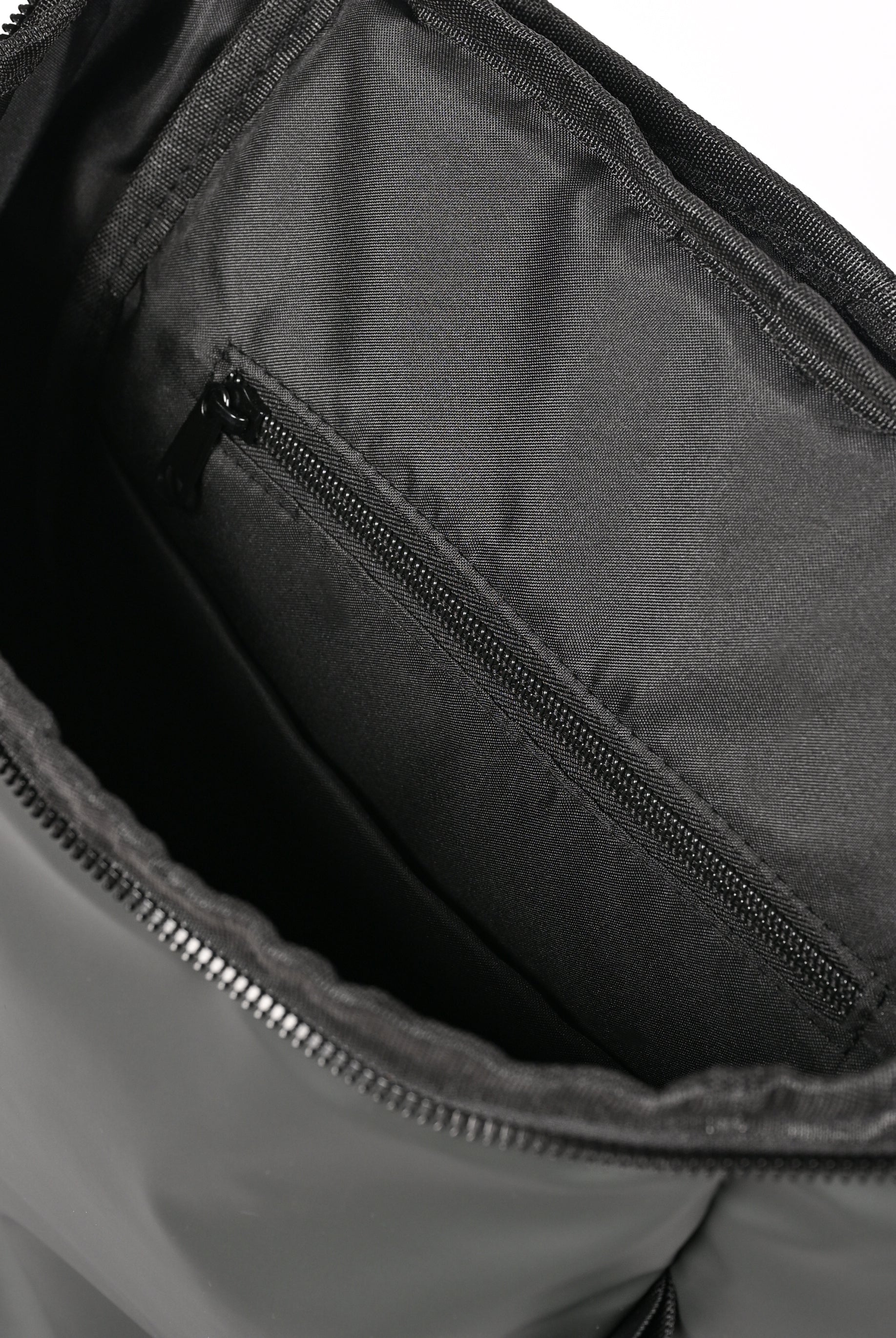 BACKPACK WITH FLAP - Image 4