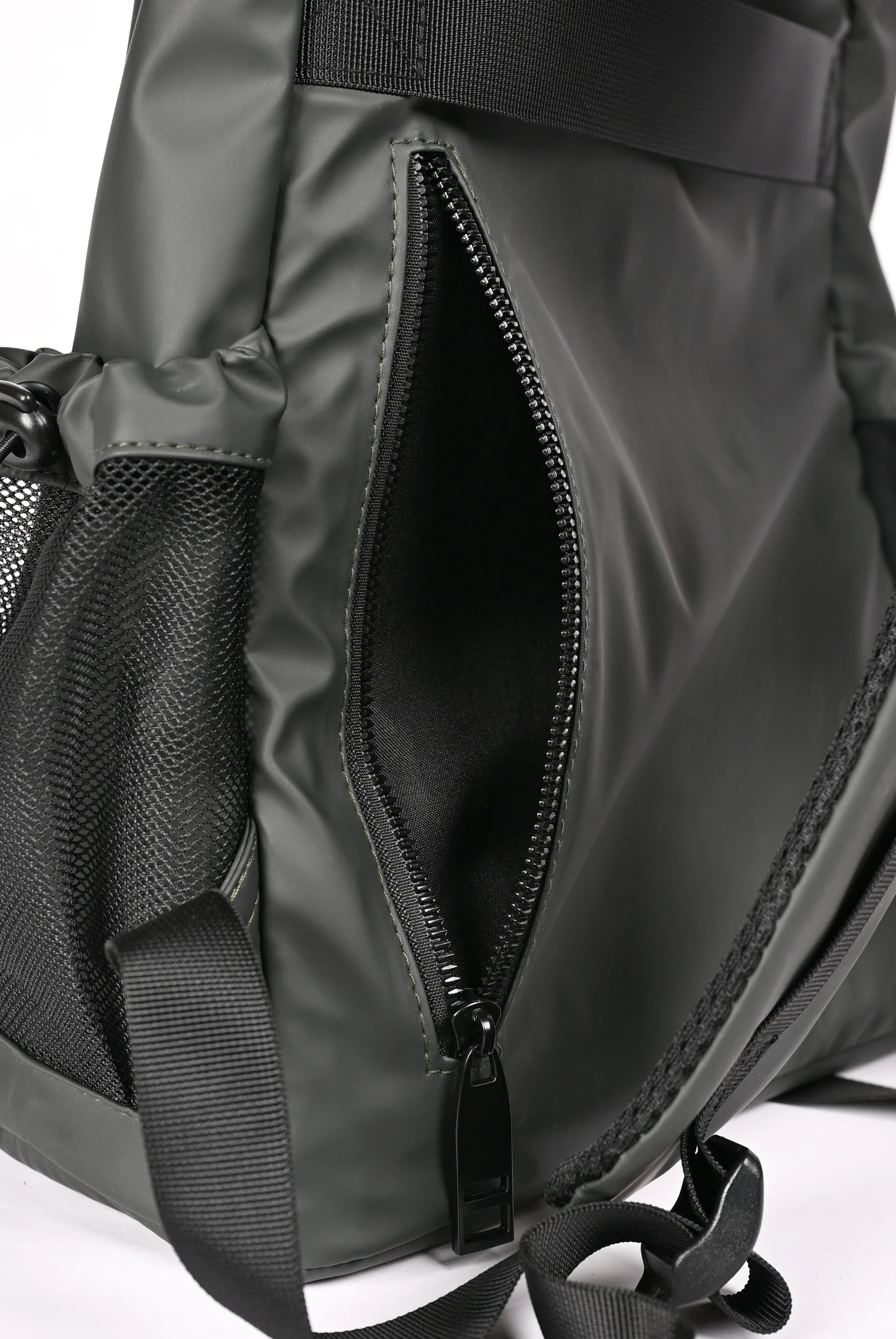 BACKPACK WITH FLAP - Image 5