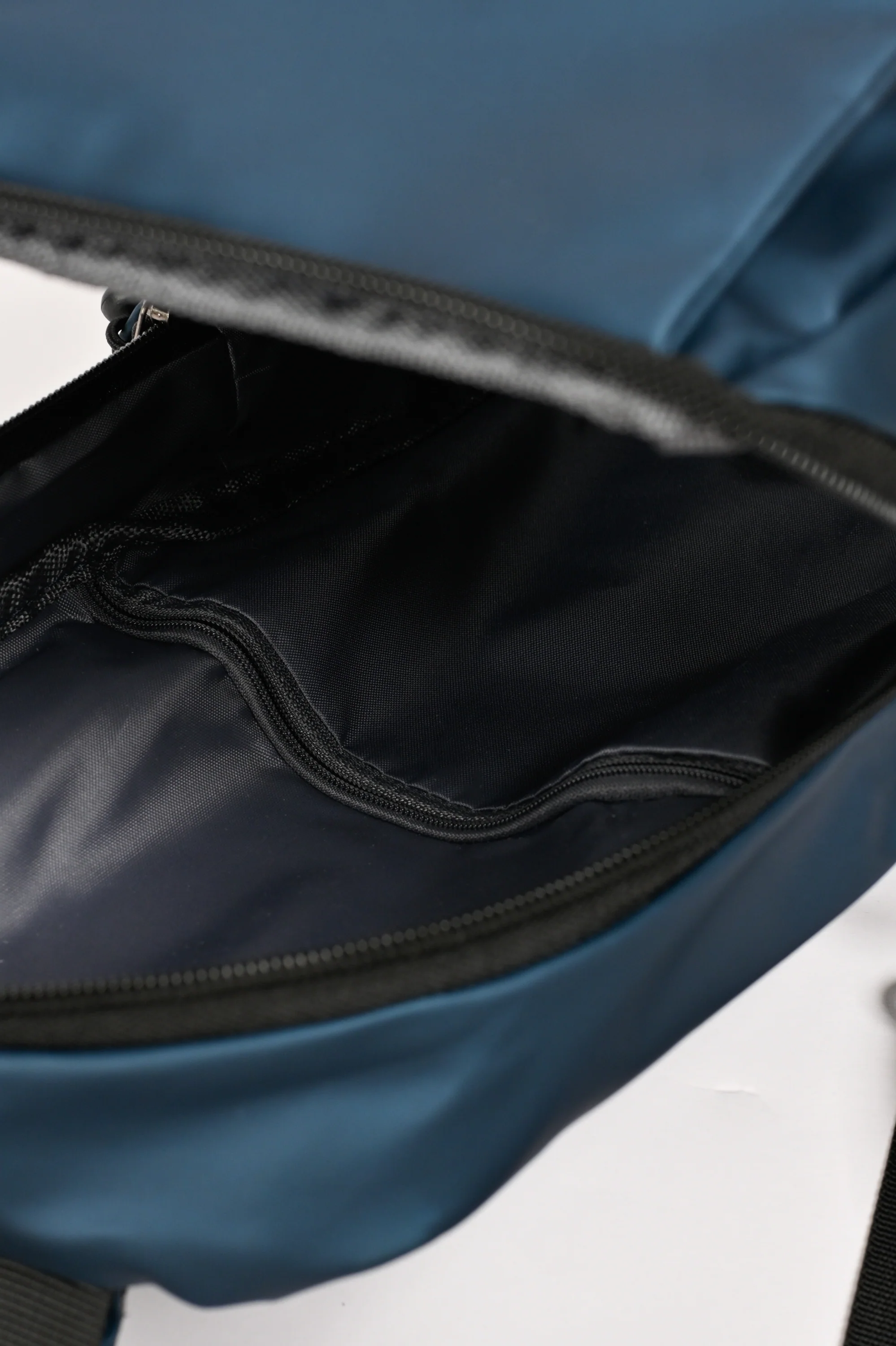 CROSSBODY BAG - Image 4
