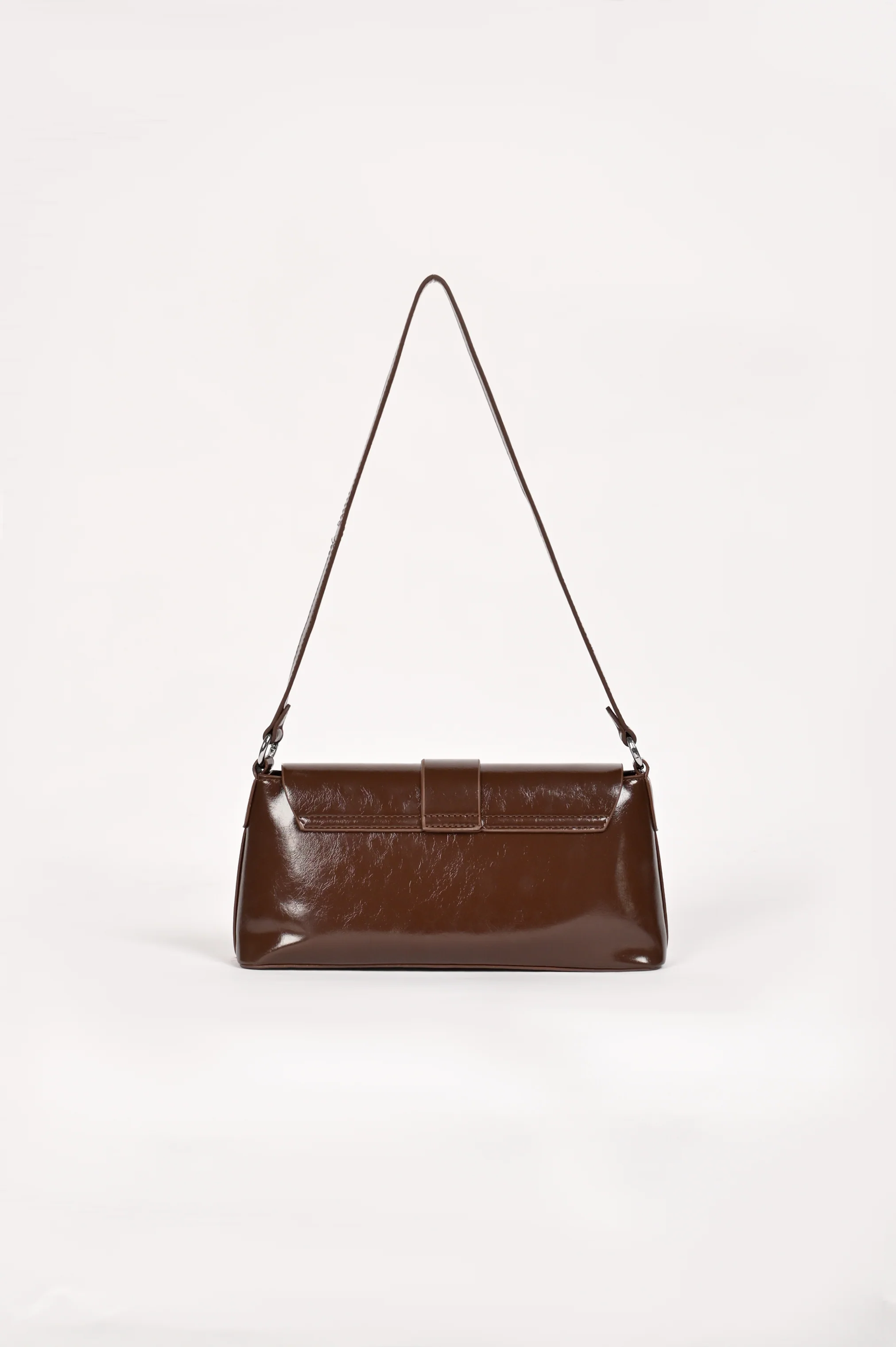 PATENT SHOULDER BUCKLE BAG - Image 2