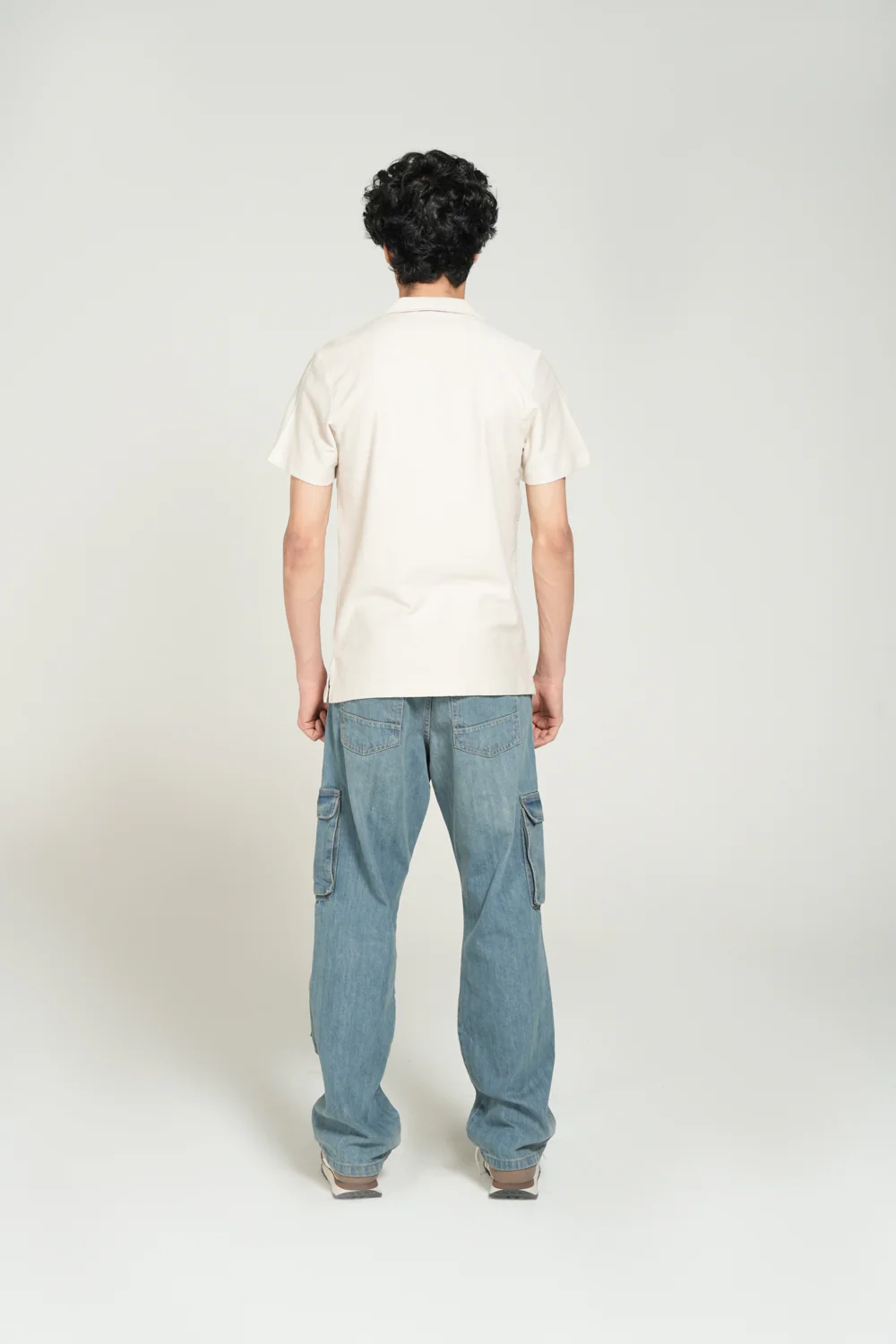 RESORT COLLAR BUTTON DOWN TEXTURED POLO - Image 3