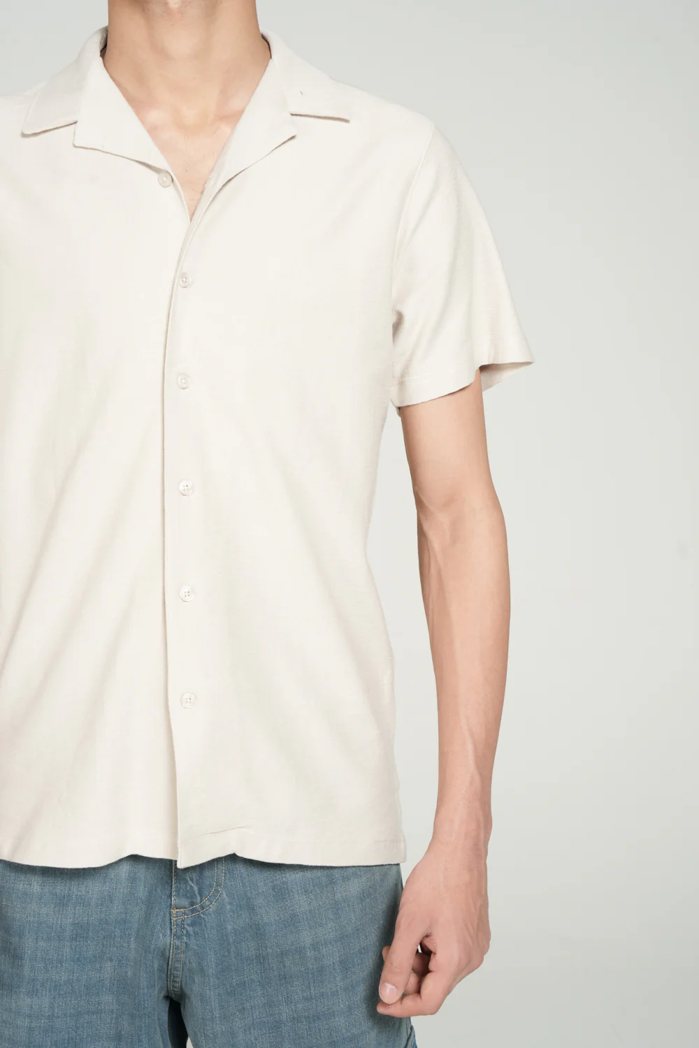 RESORT COLLAR BUTTON DOWN TEXTURED POLO - Image 4