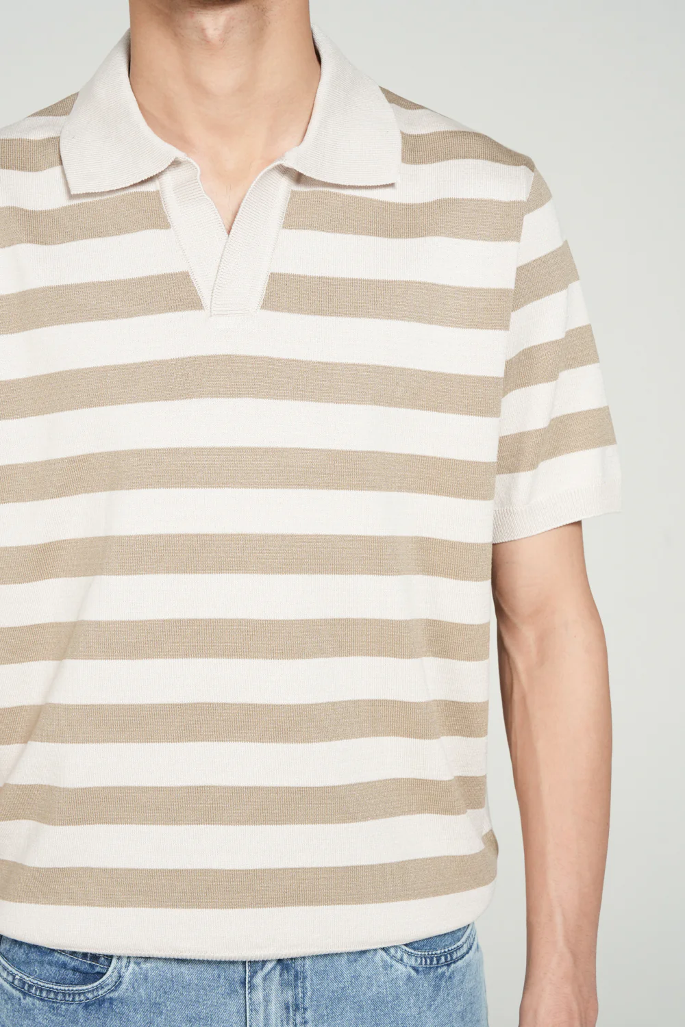 STRIPPED JOHNNY COLLAR KNITTED POLO - Image 4