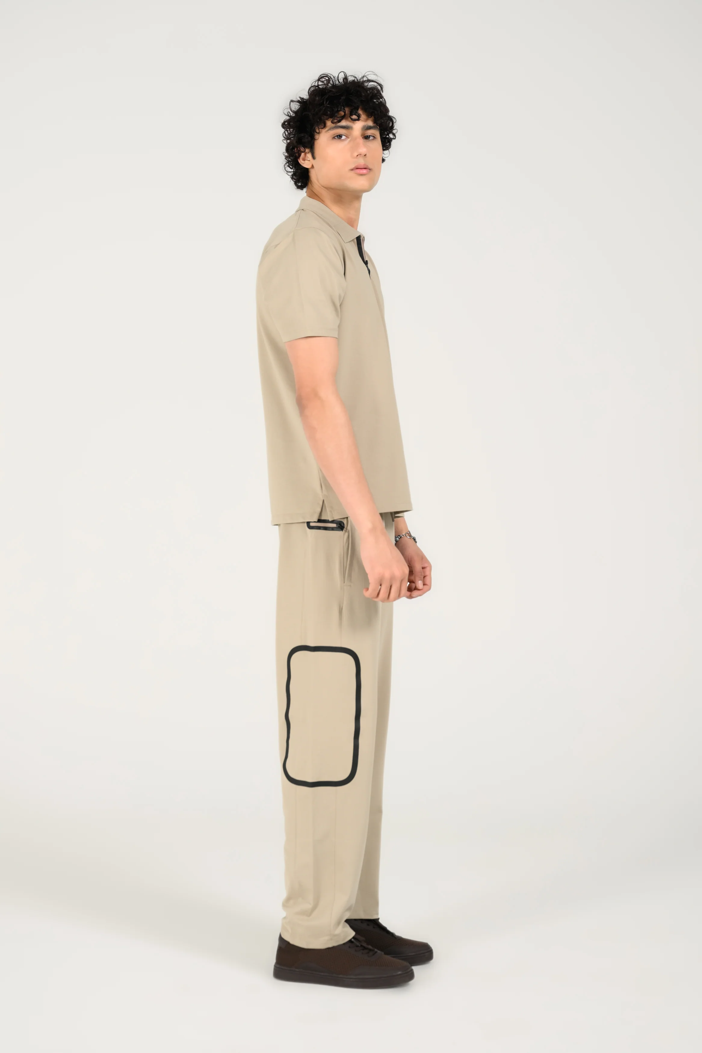 STRETCH TEXTURED ZIP PLACKET POLO - Image 2