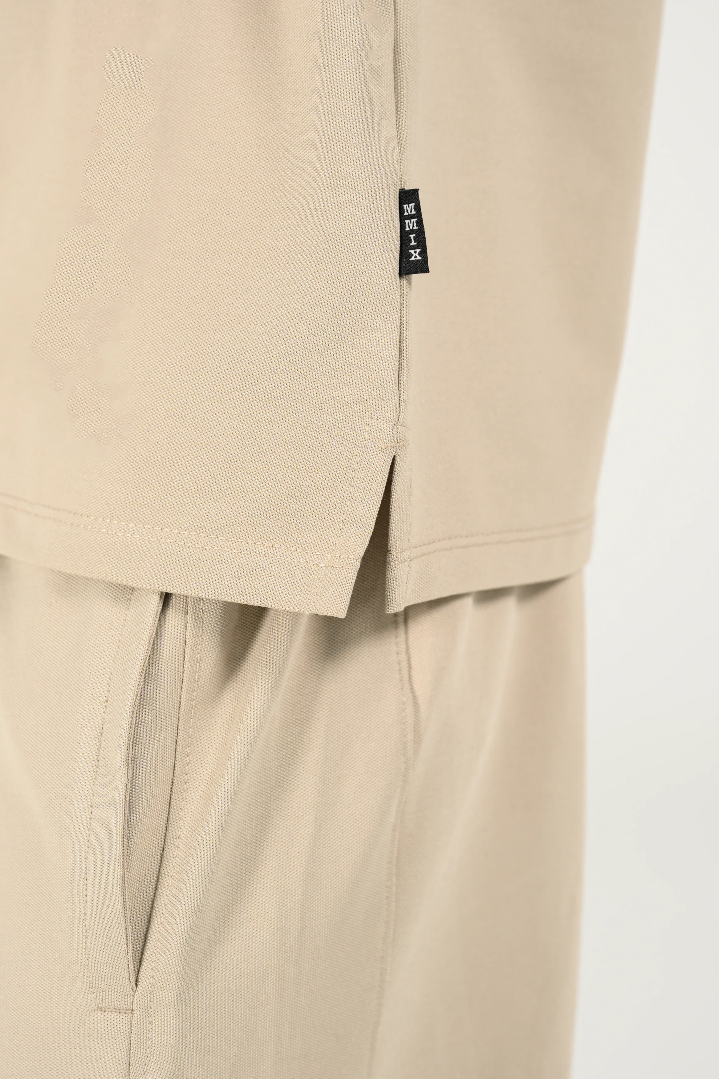 STRETCH TEXTURED ZIP PLACKET POLO - Image 7