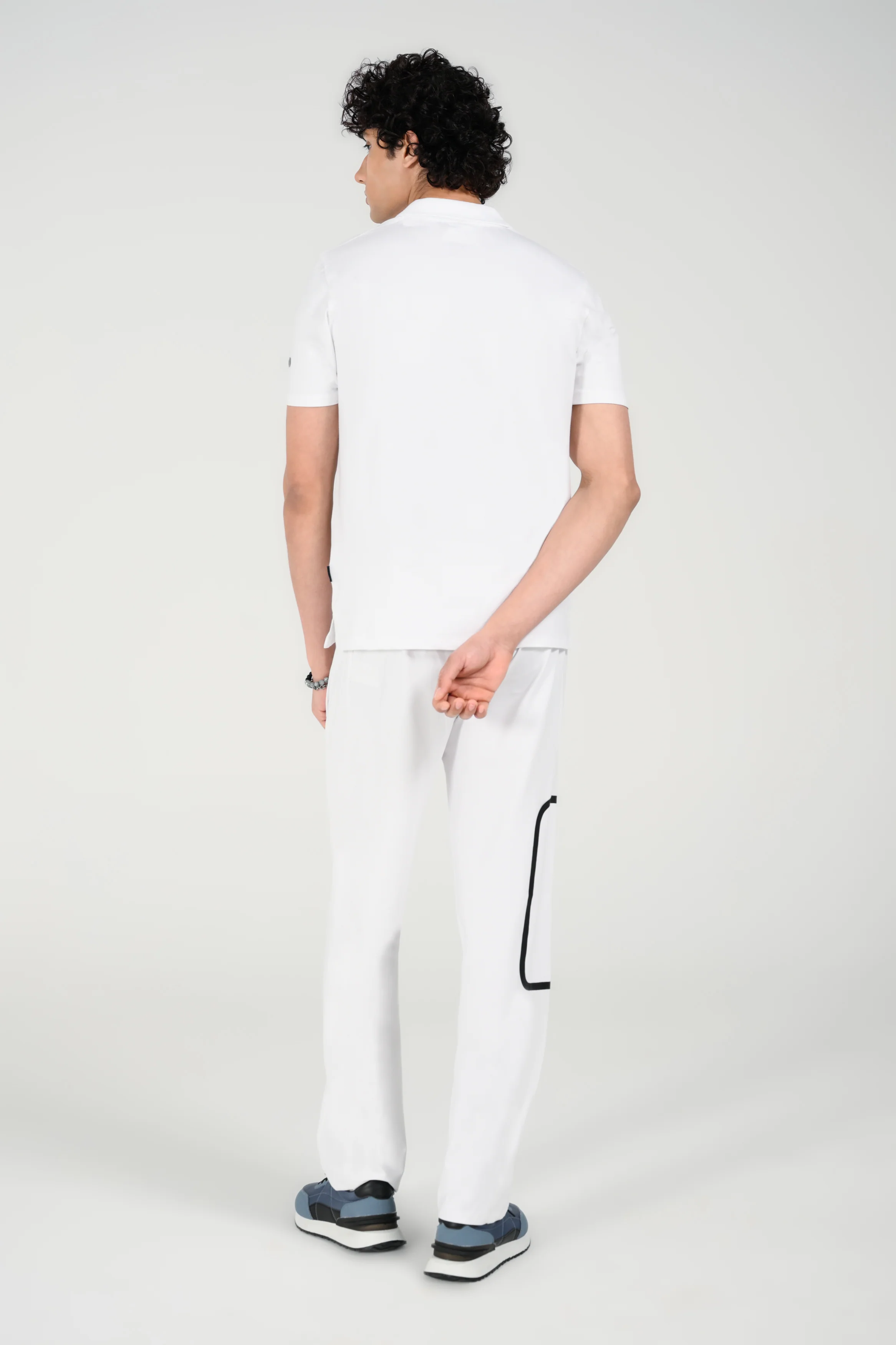 STRETCH TEXTURED ZIP PLACKET POLO - Image 3