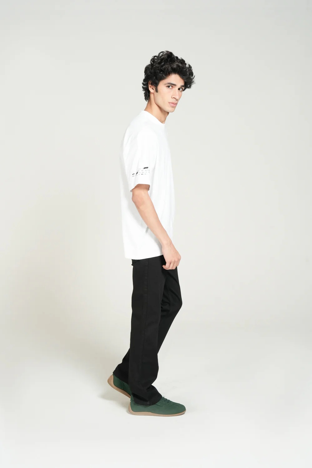 BAGGY FIT GRAPHIC TEE - Image 3