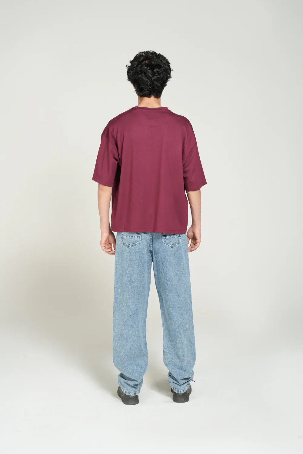 BOXY FIT CLOUD FEEL TEE - Image 3