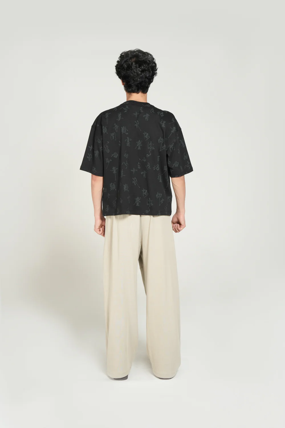 BOXY FIT GRAPHIC TEE - Image 4