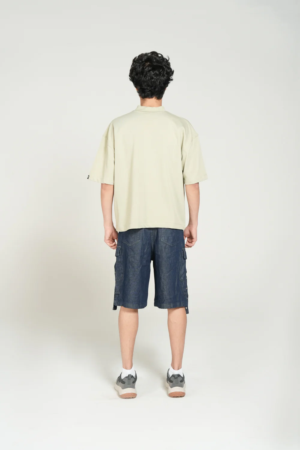 BOXY FIT MOCK NECK TEE - Image 3