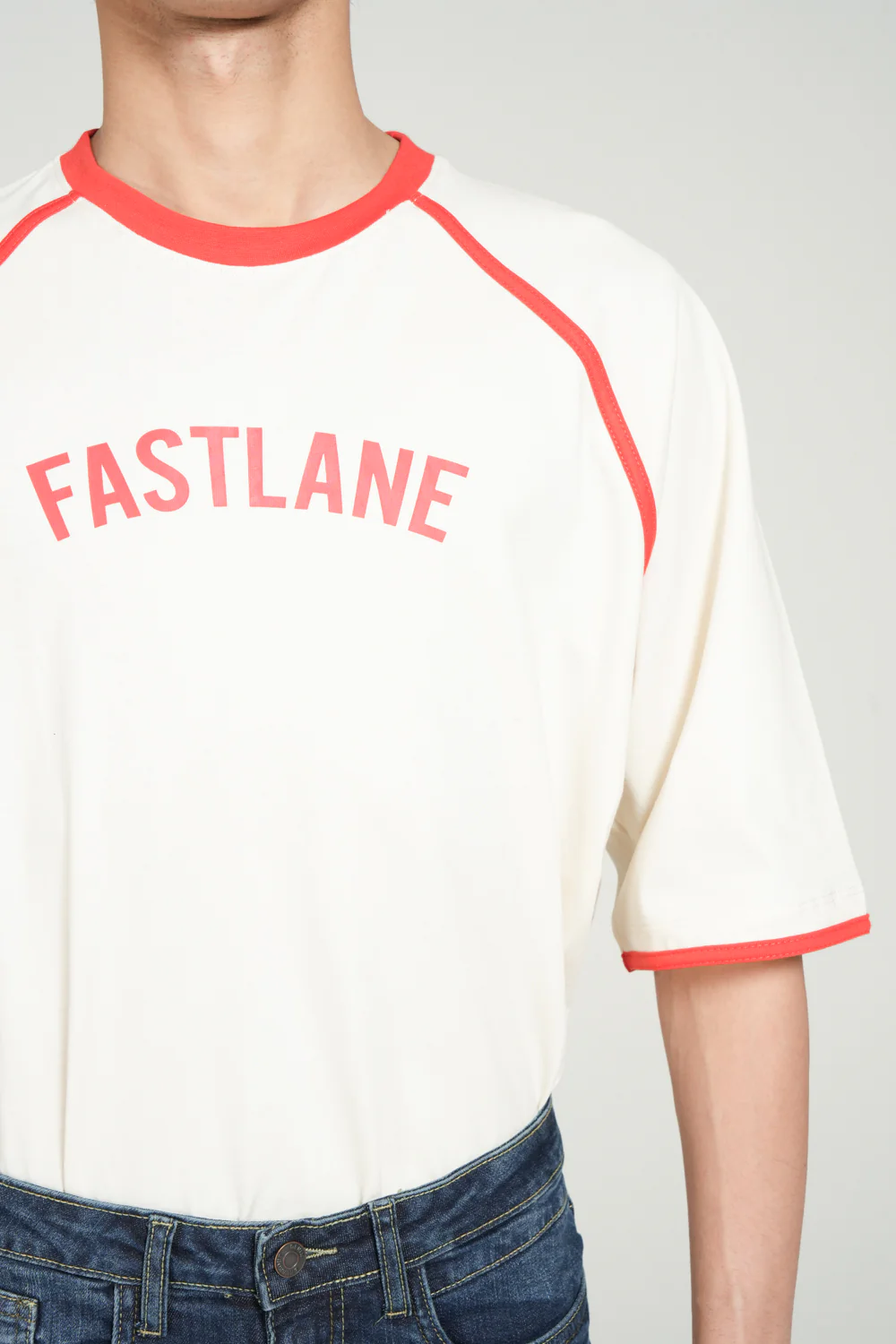 BOXY FIT GRAPHIC TEE - Image 2