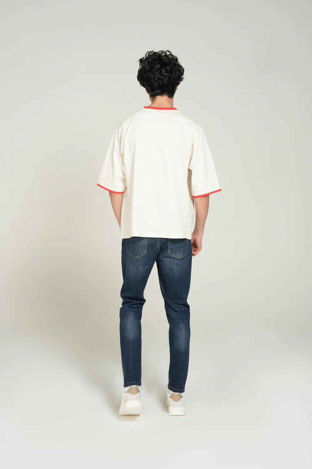 BOXY FIT GRAPHIC TEE - Image 4