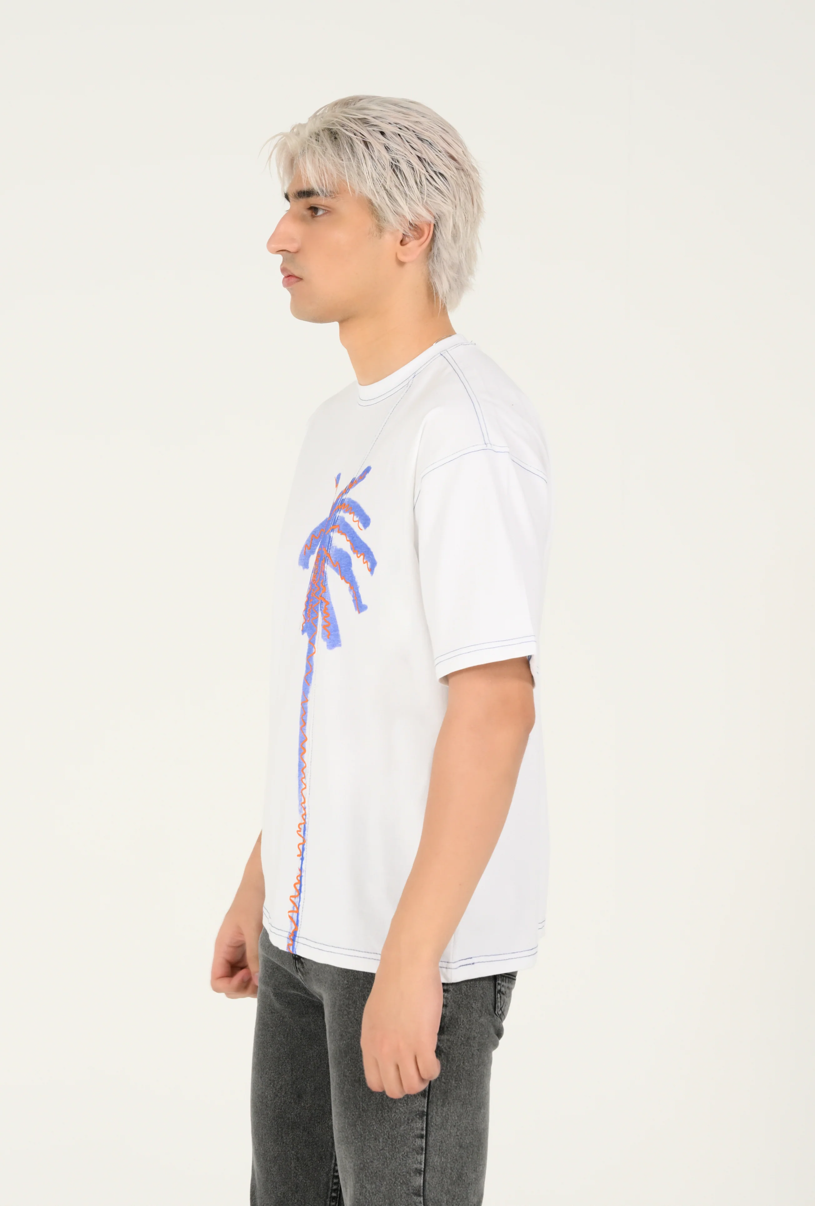 BAGGY FIT GRAPHIC TEE - Image 4
