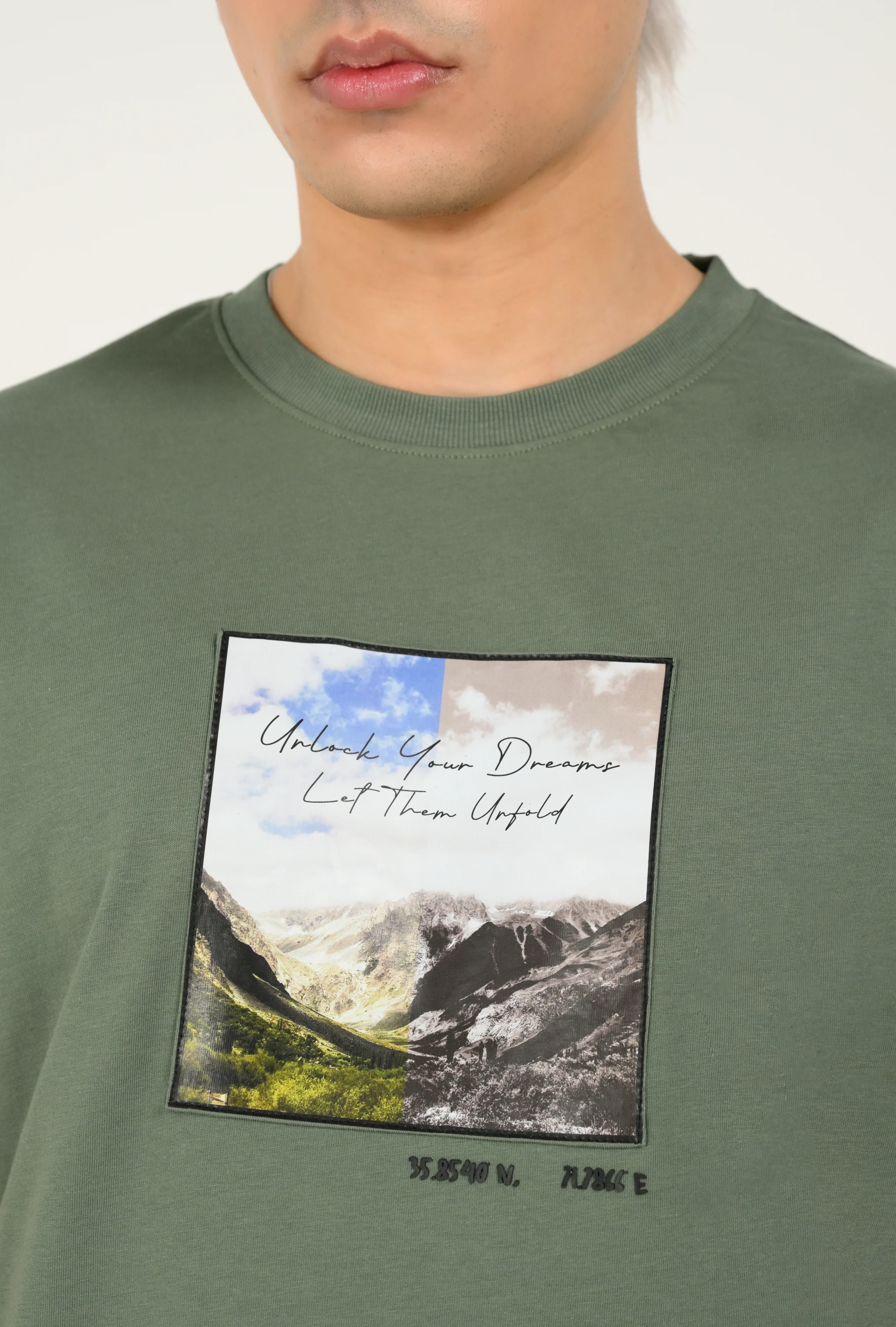 GRAPHIC TEE - Image 5