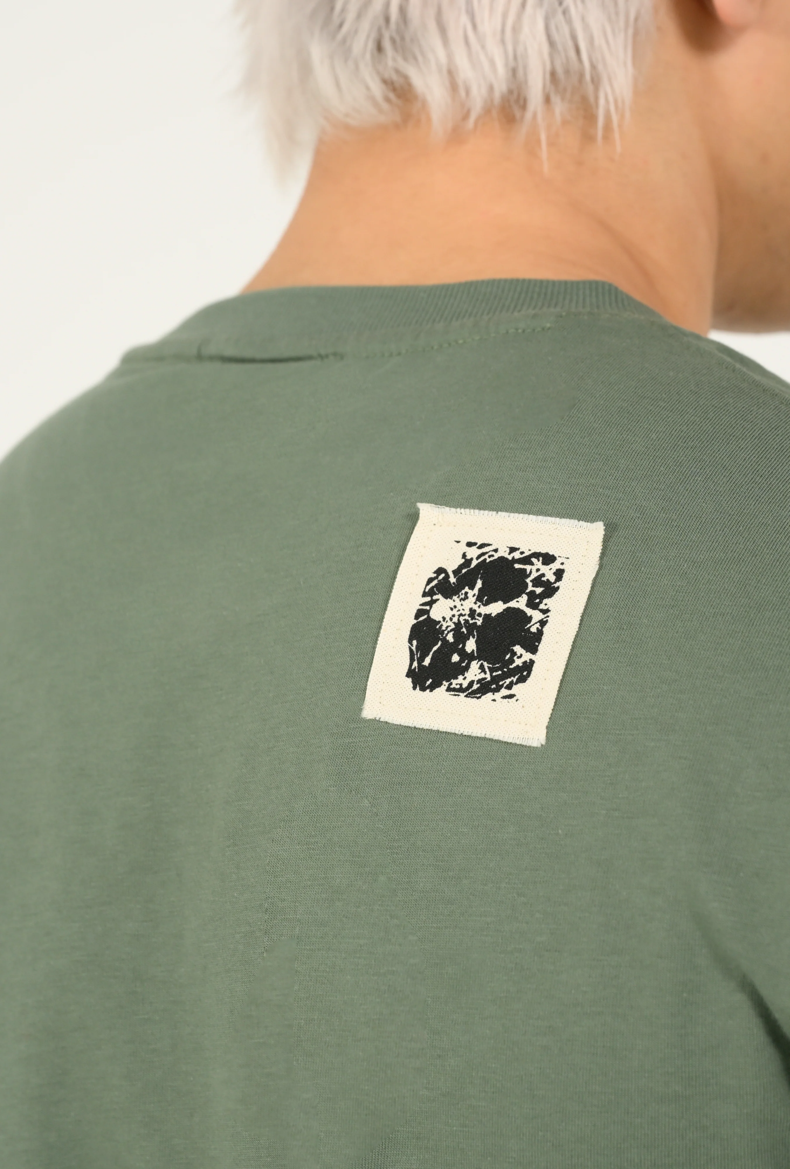 GRAPHIC TEE - Image 6