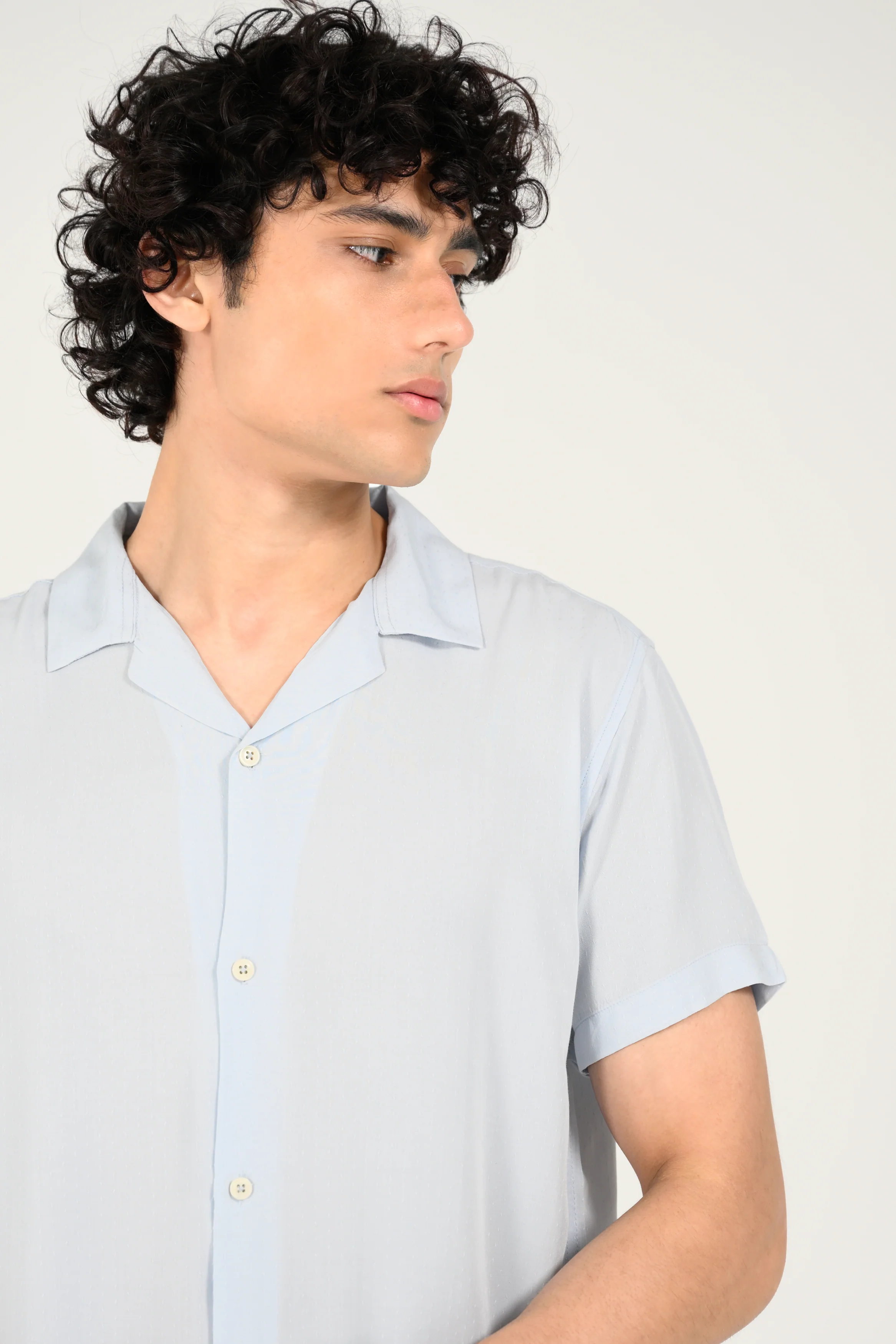 RESORT COLLAR DOBBY SHIRT - Image 3