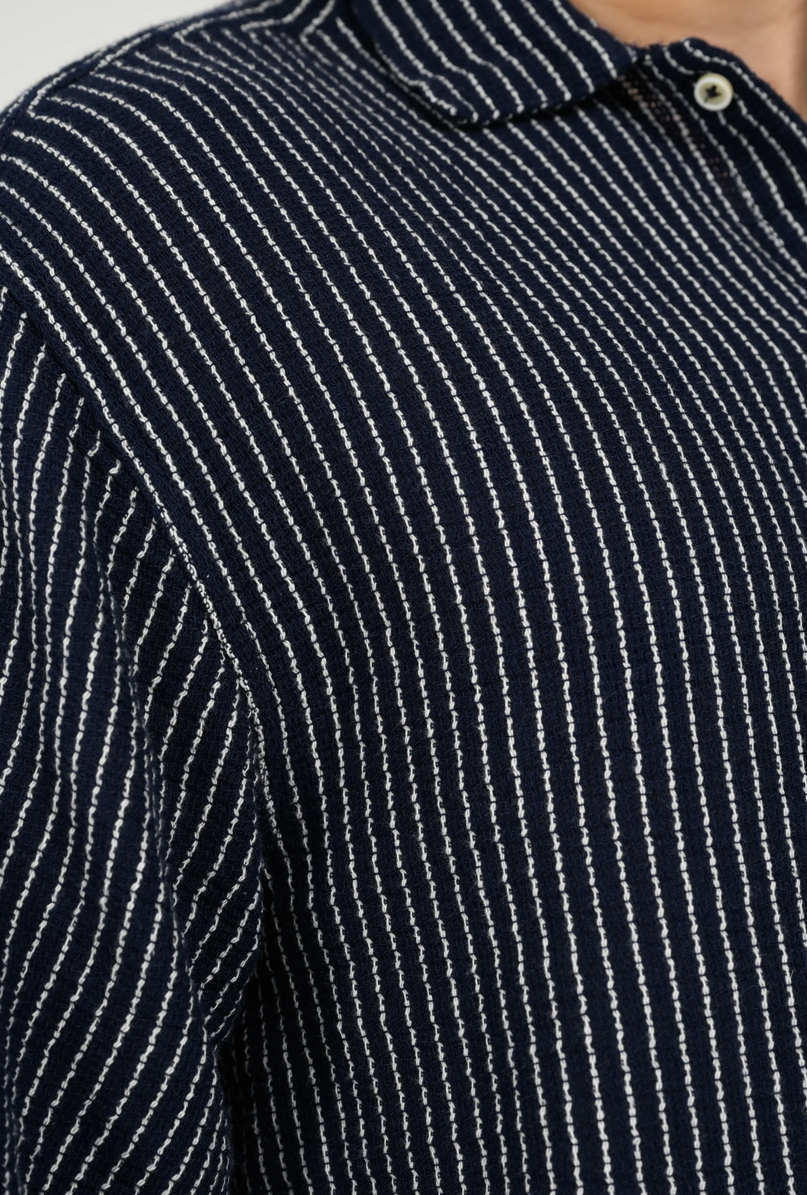 BOXY FIT DOBBY SHIRT - Image 7