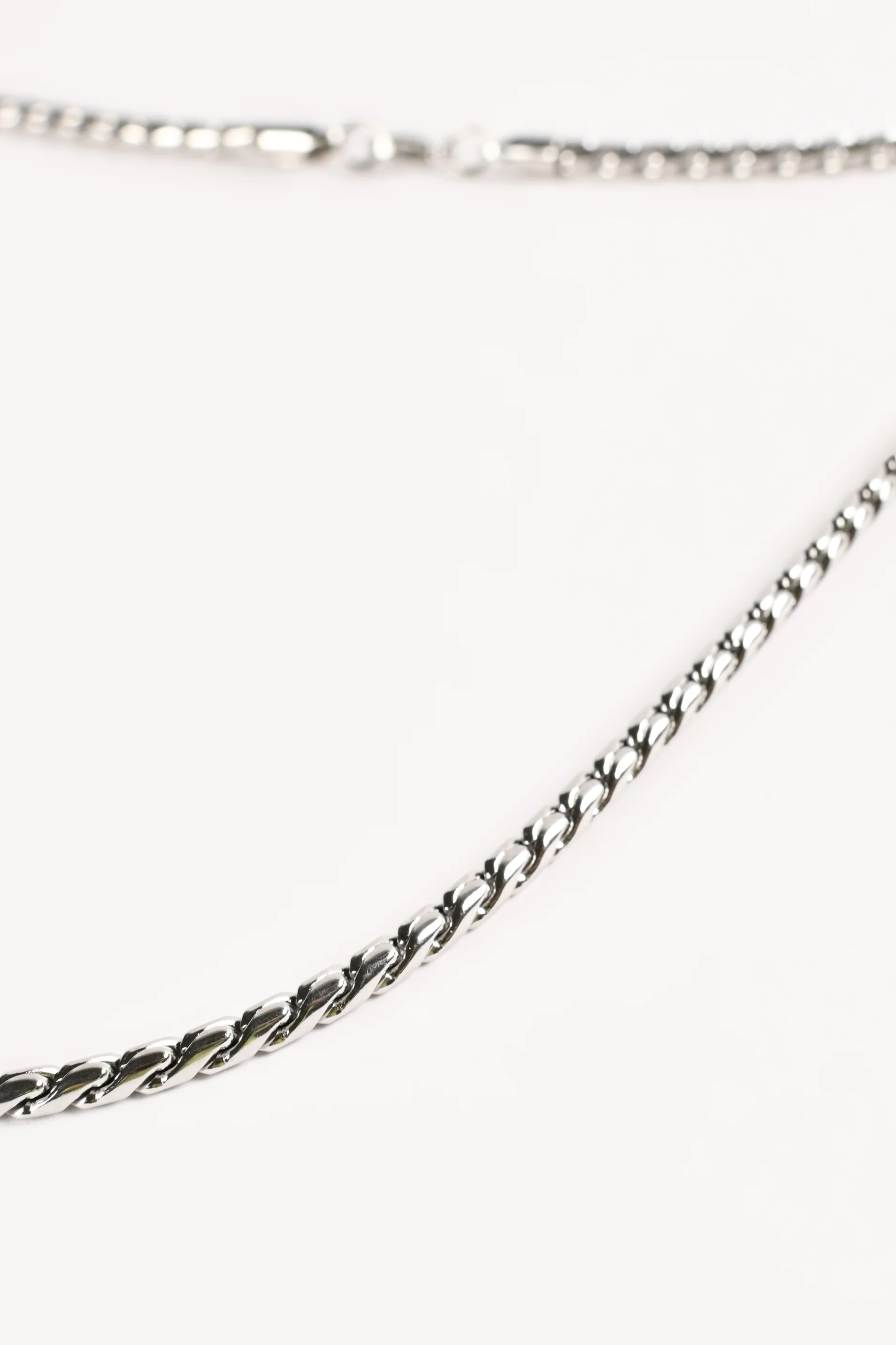 NECKLACE - Image 2