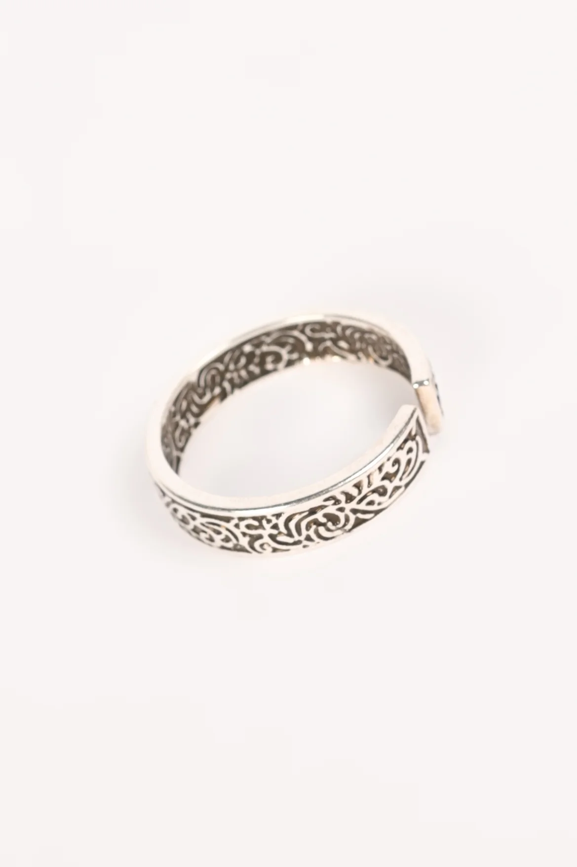 RING - Image 3